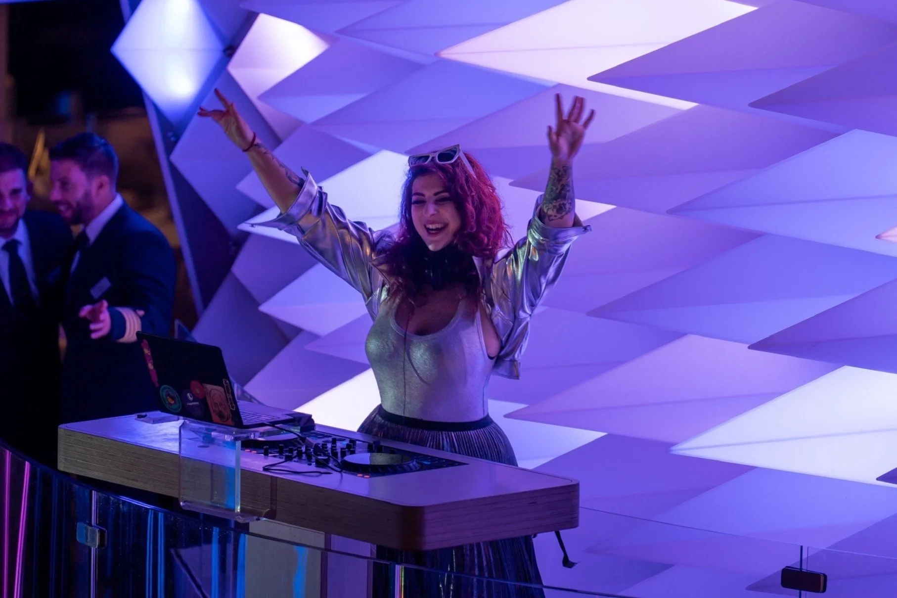 Warshaw Entertainment artist Jessica Tassone onboard Celebrity Cruise Line