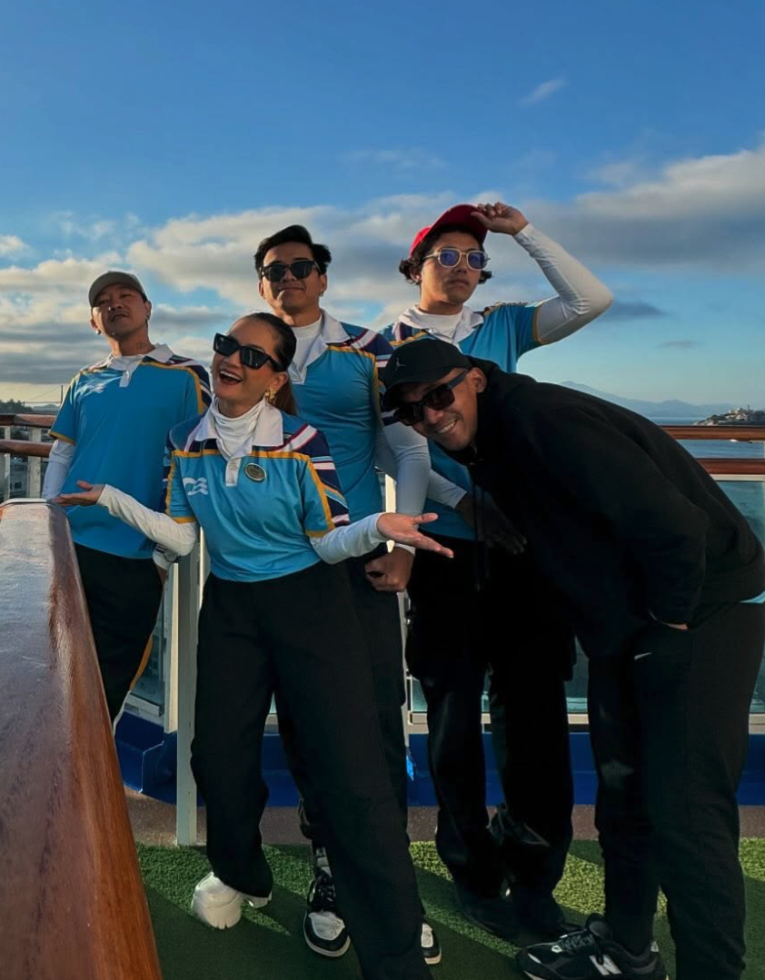 Warshaw Entertainment Artist New Light band on Princess cruise line