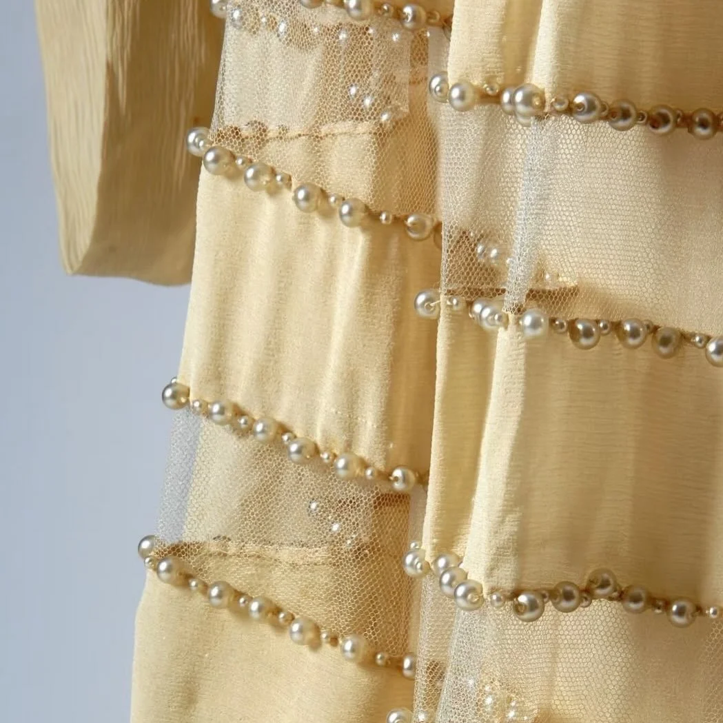Love the detail of this vintage Lanvin dress✨