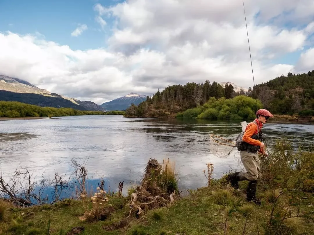 Where every cast is framed by peaks and valleys that feel endless. Patagonia doesn't just offer you trout, it gives you perspective. Big browns and rainbow trout might be the reward but the landscape here is the real catch.&nbsp;

#elencuentroflyfish
