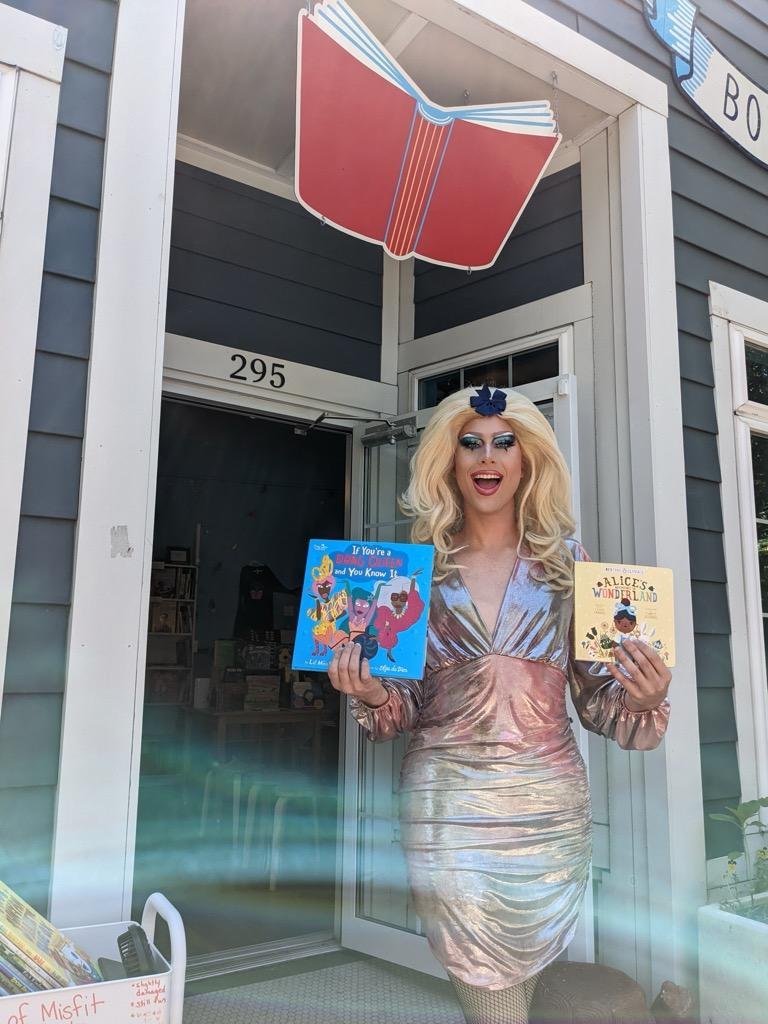 ✨ Drag Story Time with Damsel’n Disdress ✨