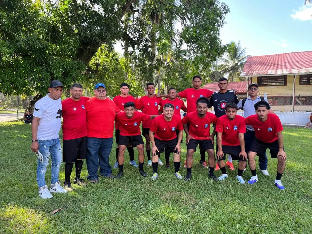 ESTAGRO saluda con orgullo el encuentro futbolístico entre nuestros sindicatos afiliados SITRATERCO y SITRAPALSA, realizado en San Alejo.