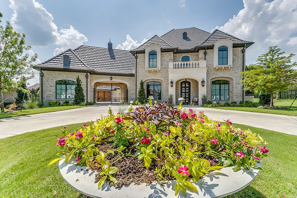 Which detail catches your eye first? 

The classic stone exterior, the statement chandelier, the game room, or the polished bathroom finishes?

At John Askew Custom homes we take pride in getting the details just right!