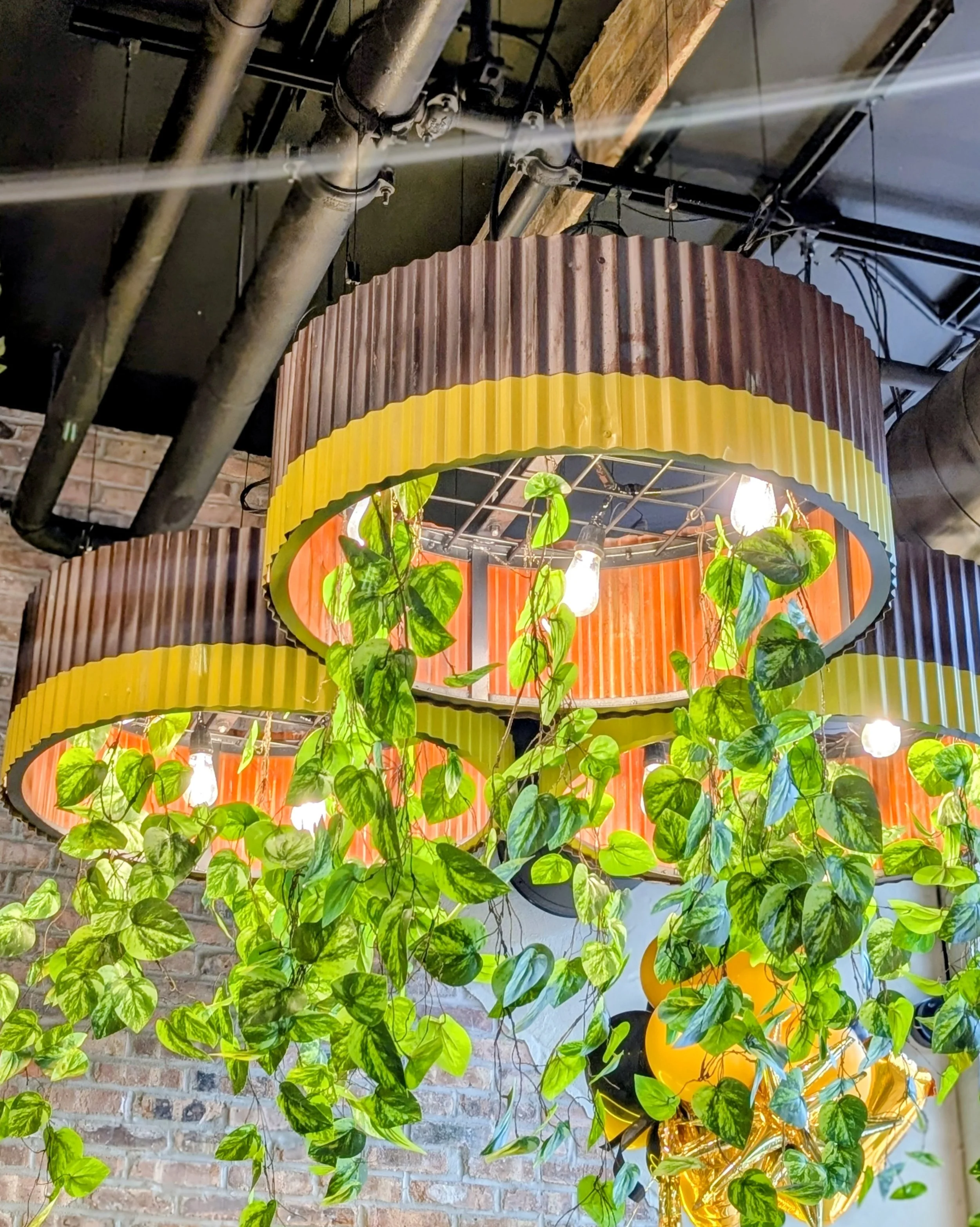 Custom light fixtures made by Vero for GYG Bucktown