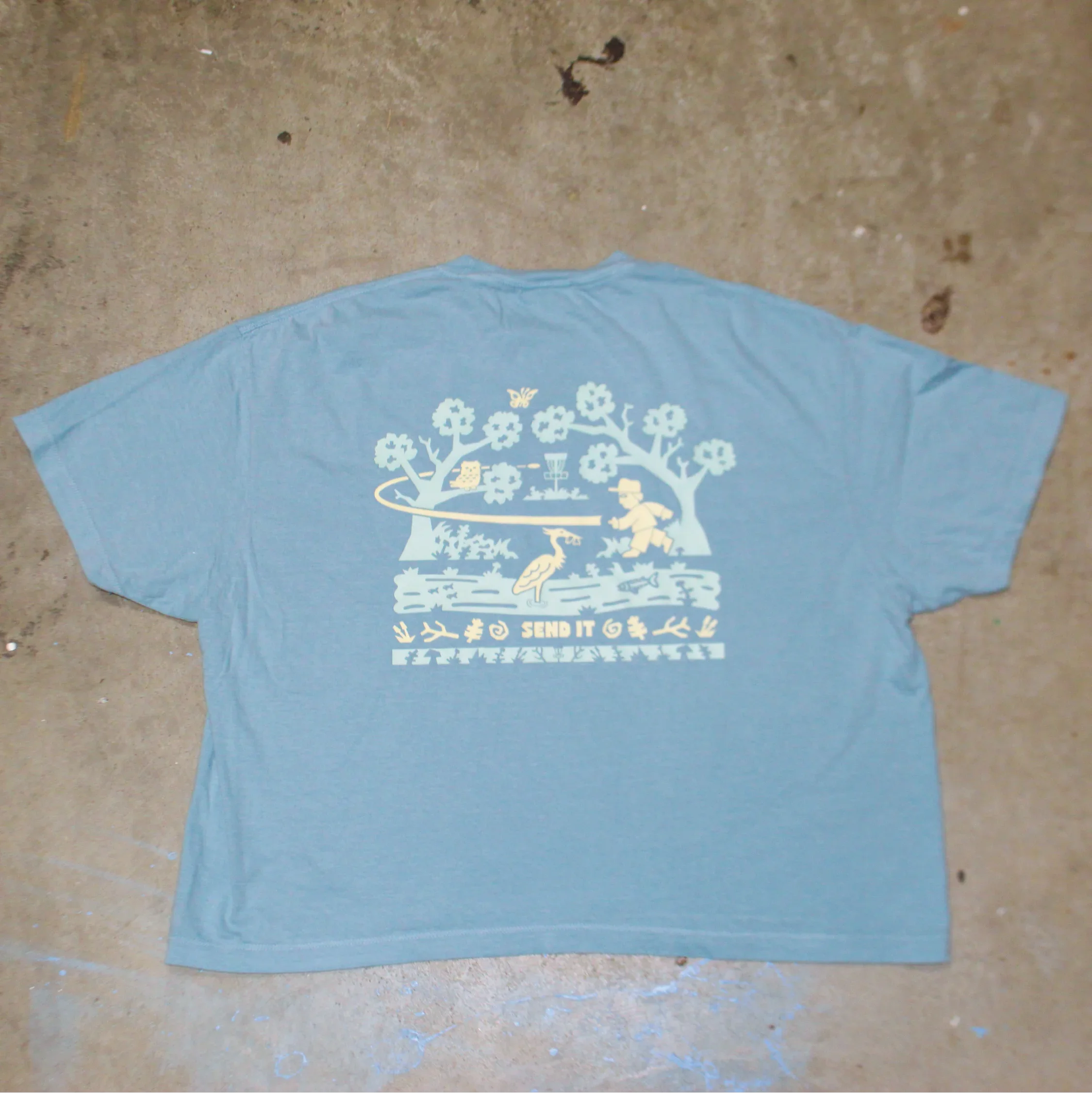 Send It - Women Fit Cropped Disc Golf Shirt - Daily Grind Disc Golf