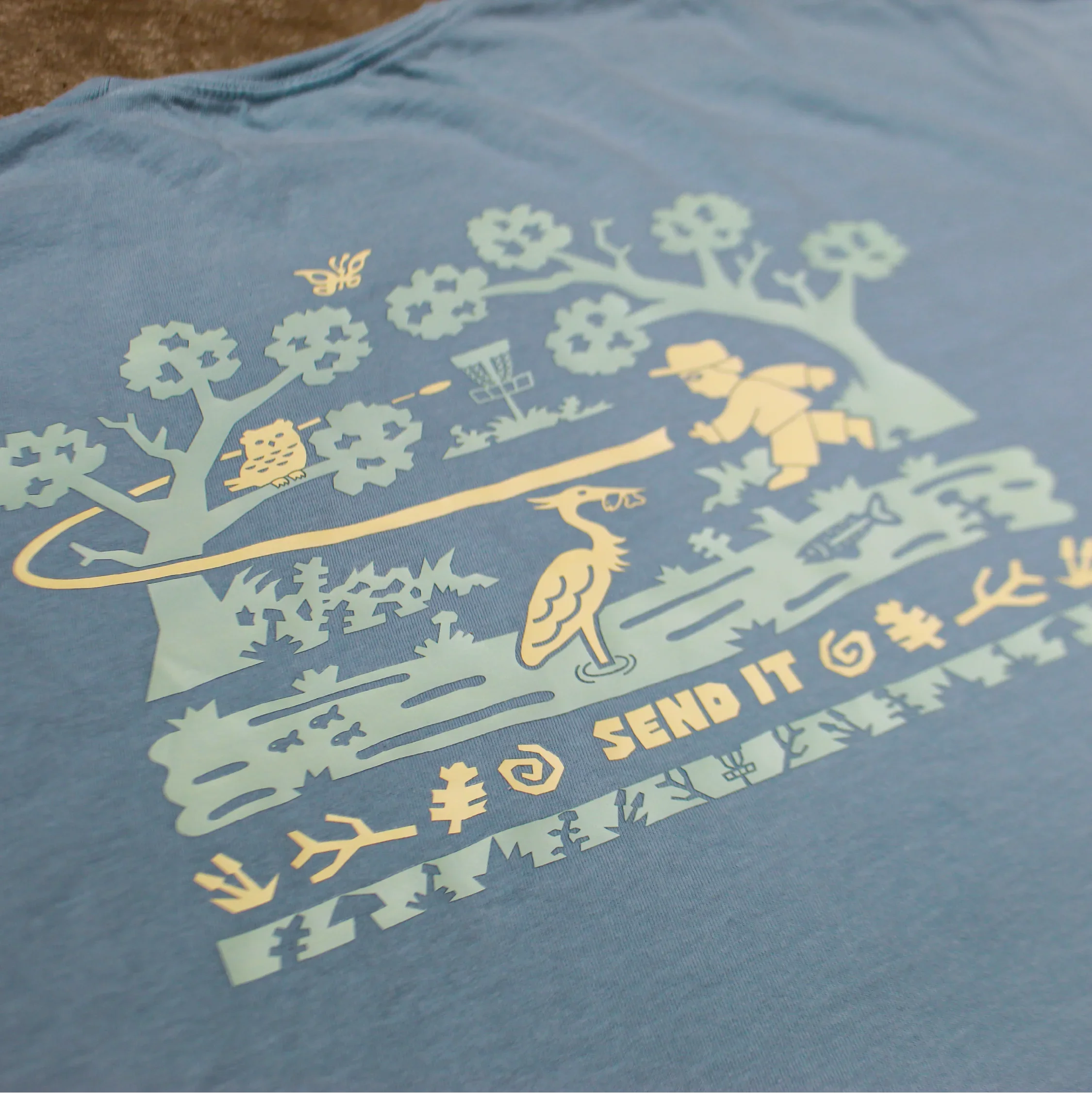 Send It - Women Fit Cropped Disc Golf Shirt - Daily Grind Disc Golf