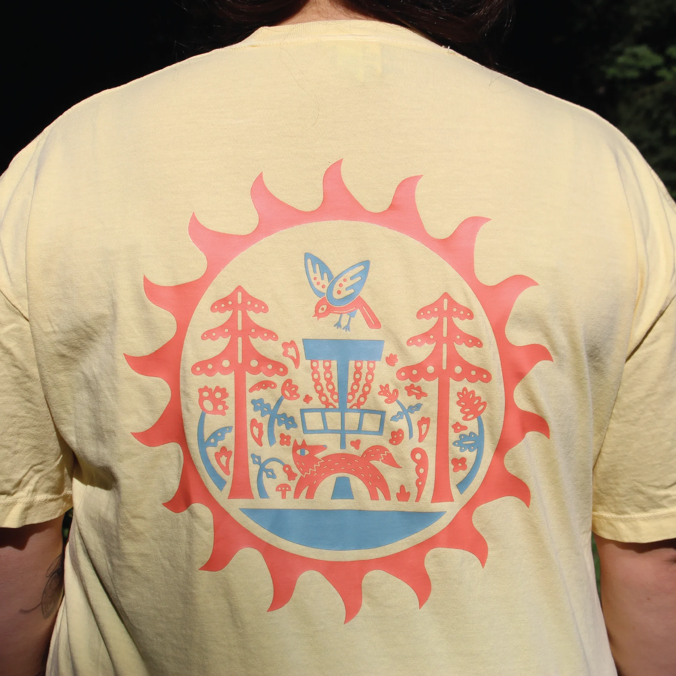 Sunburst - Women Fit Cropped Disc Golf Shirt - Daily Grind Disc Golf