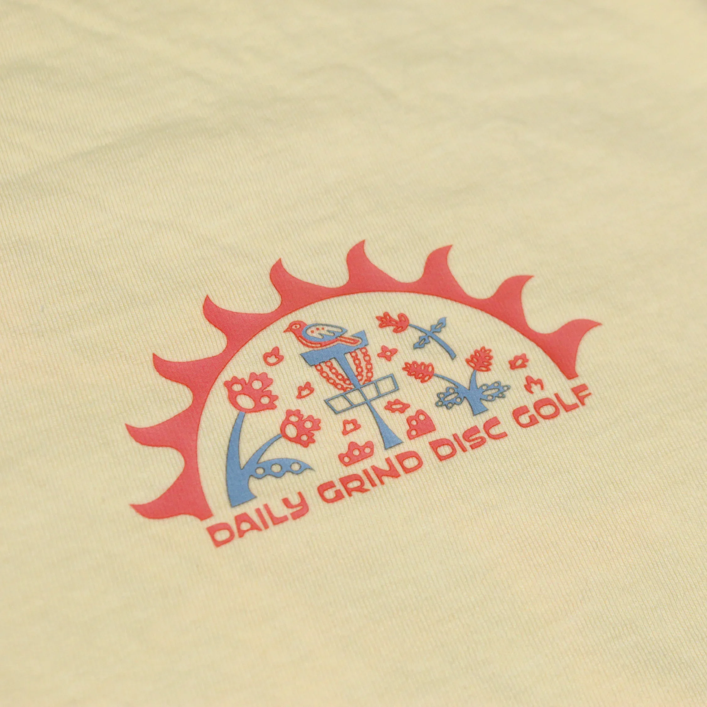 Sunburst - Women Fit Cropped Disc Golf Shirt - Daily Grind Disc Golf