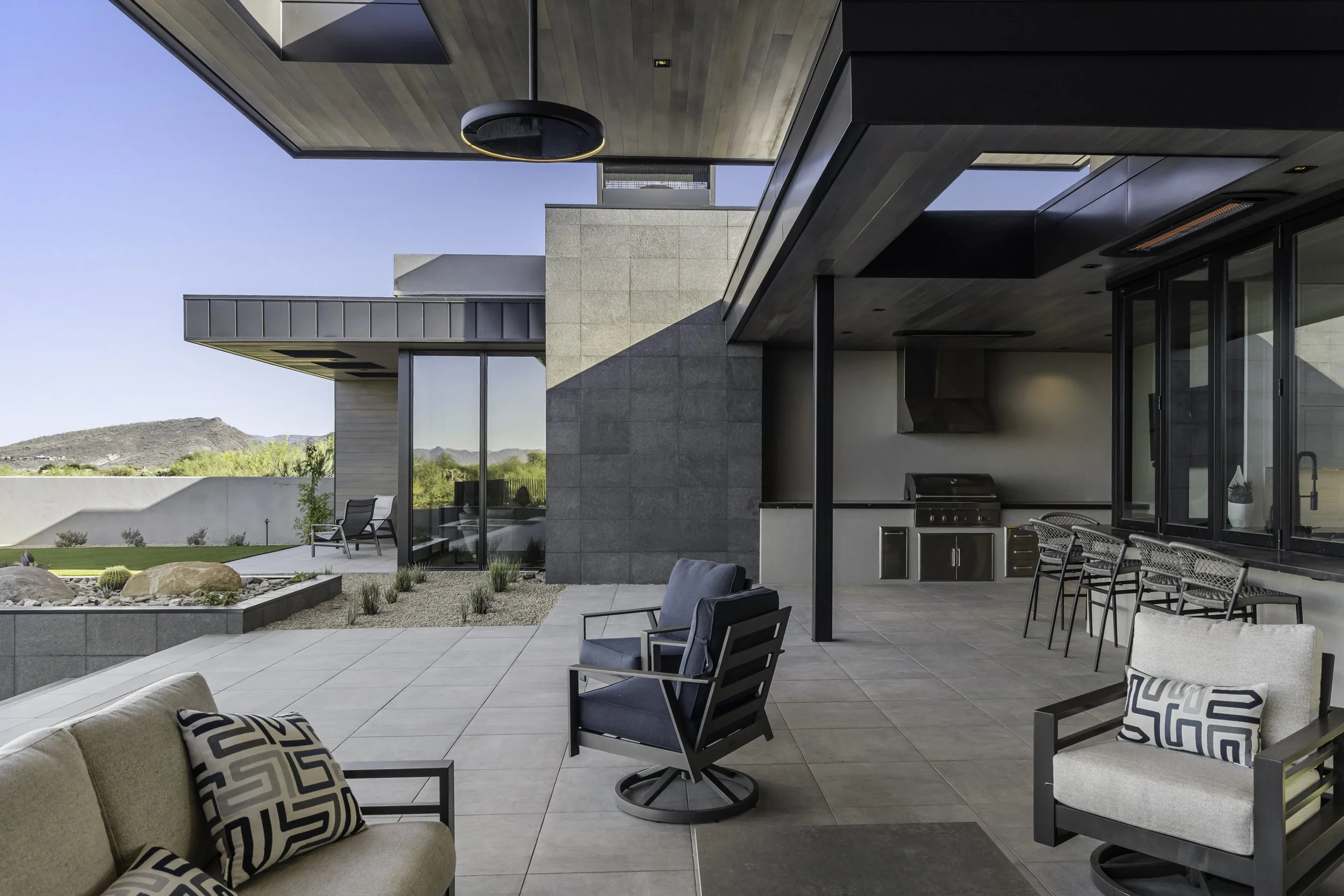 ModernDesertVista-12.jpg