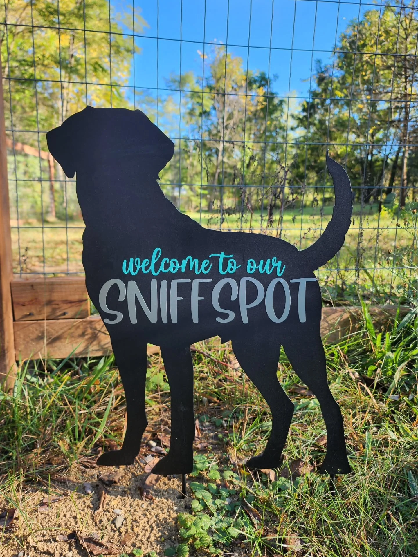 πΏπΎ Exciting news! After months and months of hard work, our Sniffspot is officially LIVE and open for bookings! π
Welcome to The Scouty River Park — a .75 acre fully fenced private dog yard in rural St. Charles!
Perfect for pups who need so