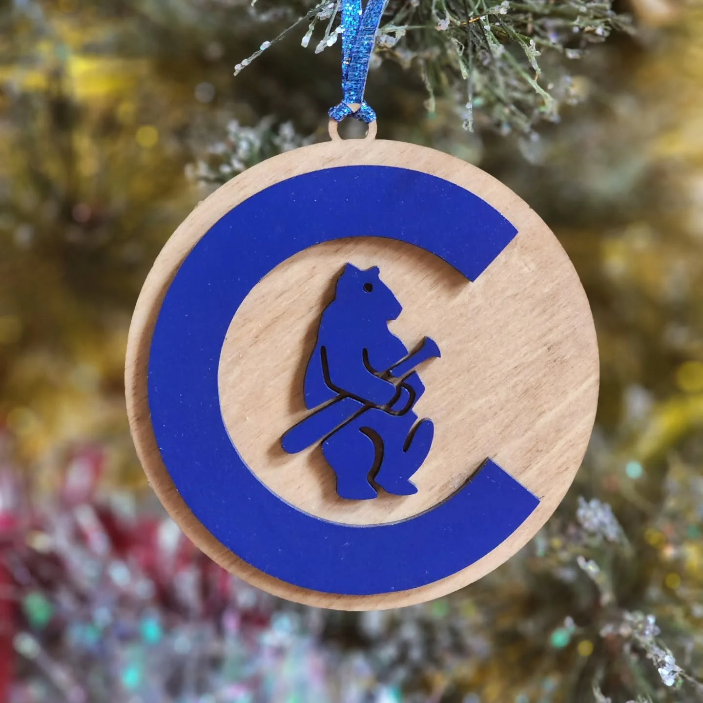 Nothing beats a classic logo. 

#chicagocubs #handmadeornament #woodornament #GoCubsGo #FlyTheW #bleedcubbieblue #classiclogo