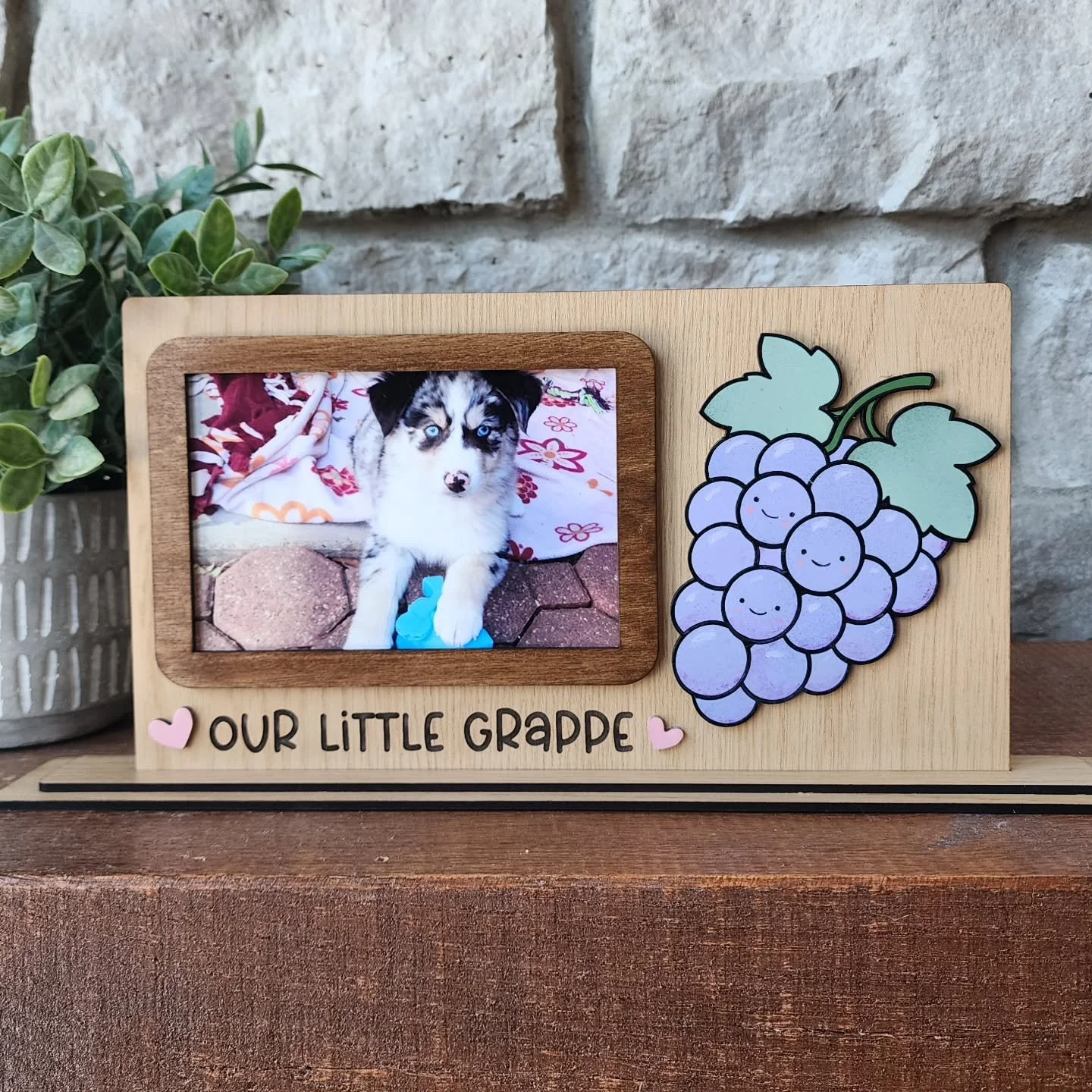 A little bundle of joy is on the way&hellip; and this family is already crushing it 🍇💜

This custom handmade wood photo frame was commissioned and designed to celebrate baby Grappe (yes, it&rsquo;s their last name, I didn't include a spelling error