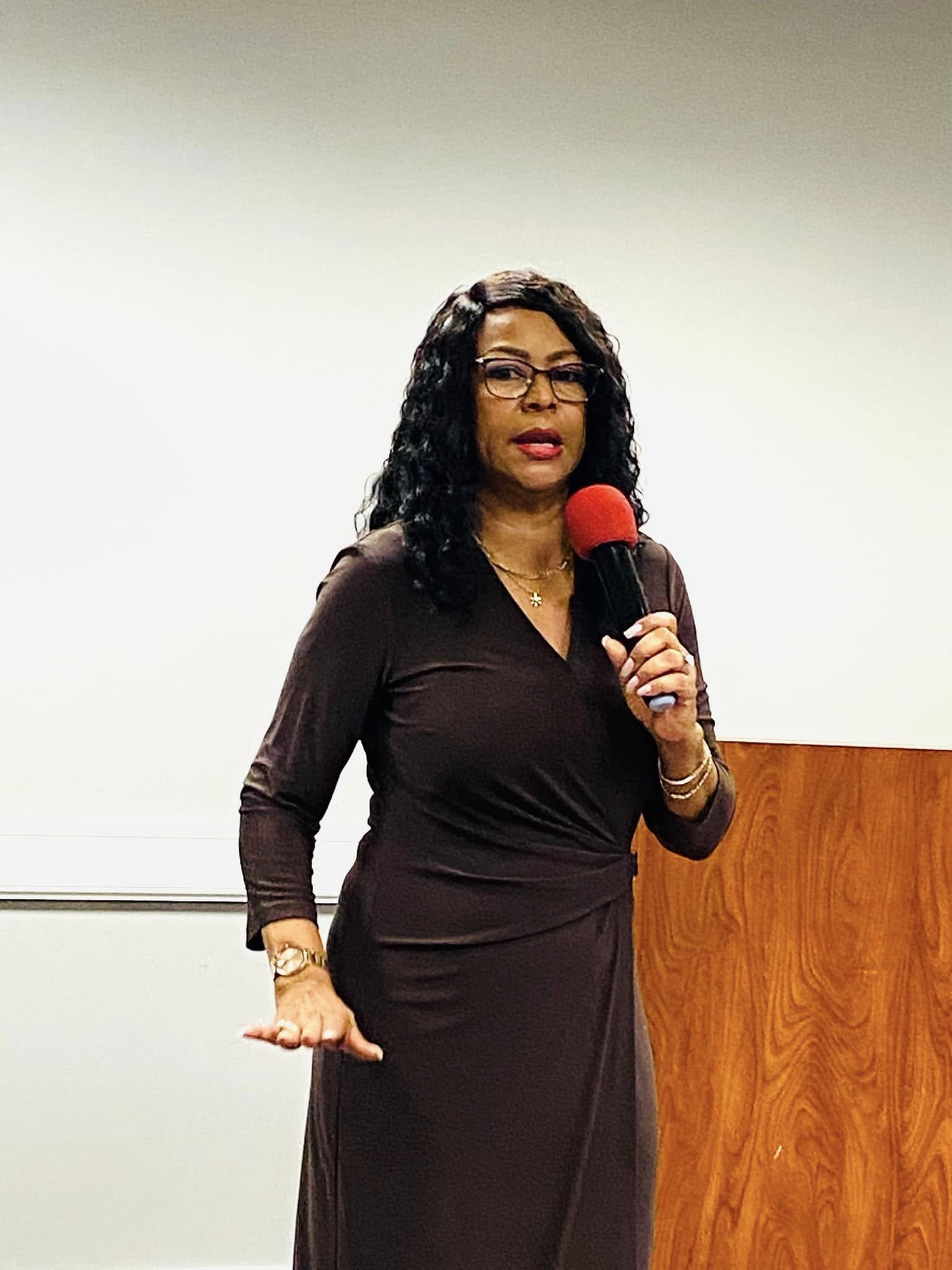Apostle Dorri Burrell speaker at Women of Excellence.jpg