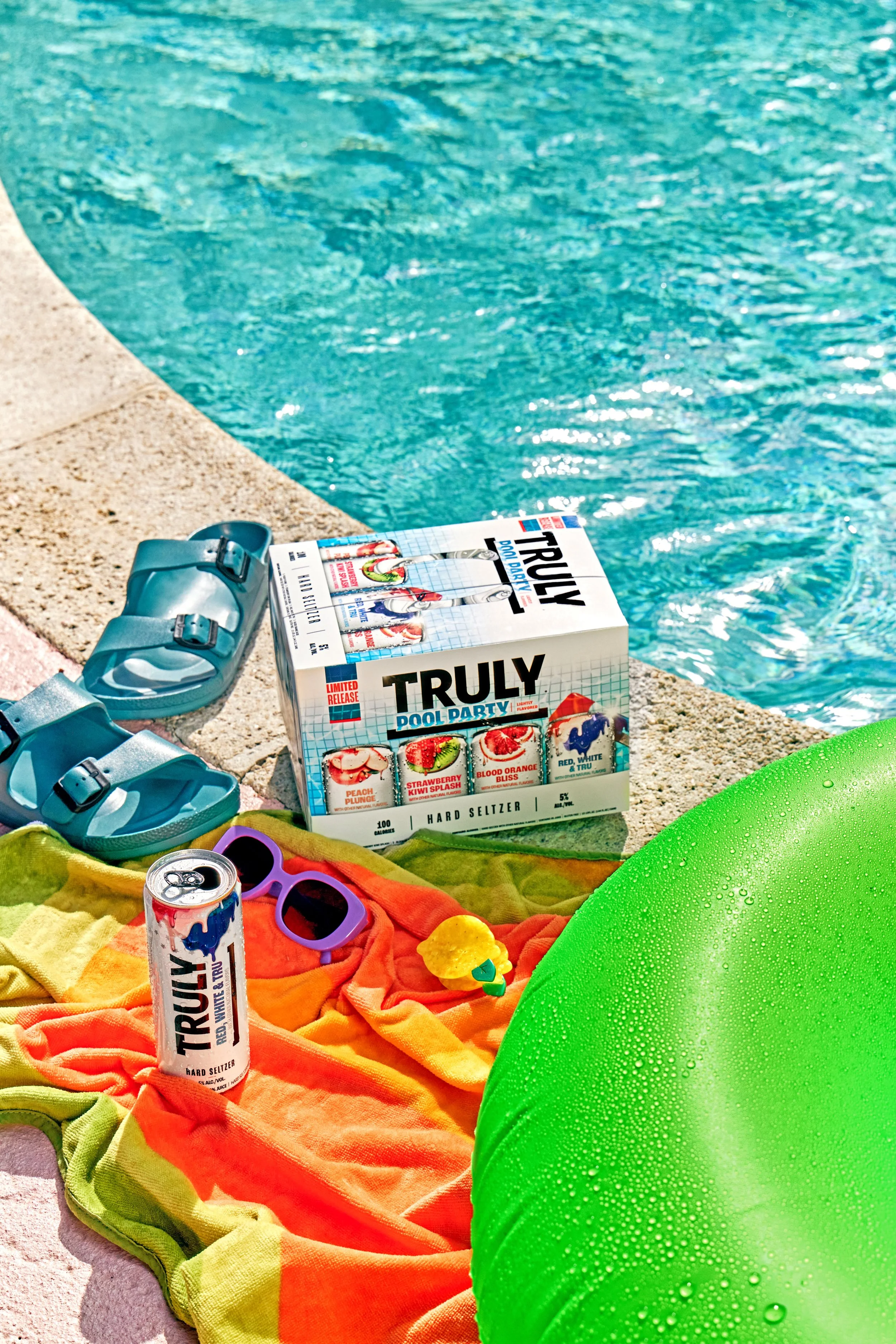Truly_Pool_Accesories_Pool_Party_Pack_58850756.jpg