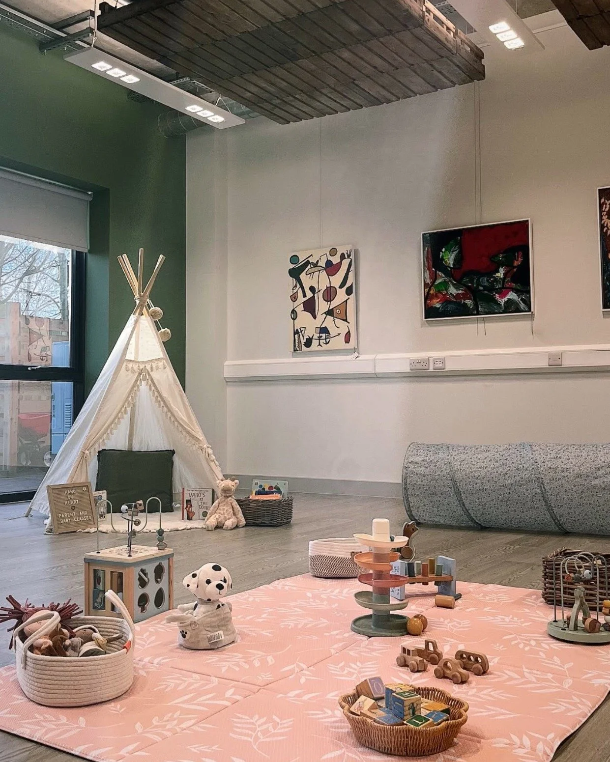 Gusto House is back in full swing! It&rsquo;s been wonderful seeing familiar faces and welcoming new ones into our beautiful studio space. 

We have welcomed back our regular class providers this week, such as @pilates.withabby from @hotafpilates, Me