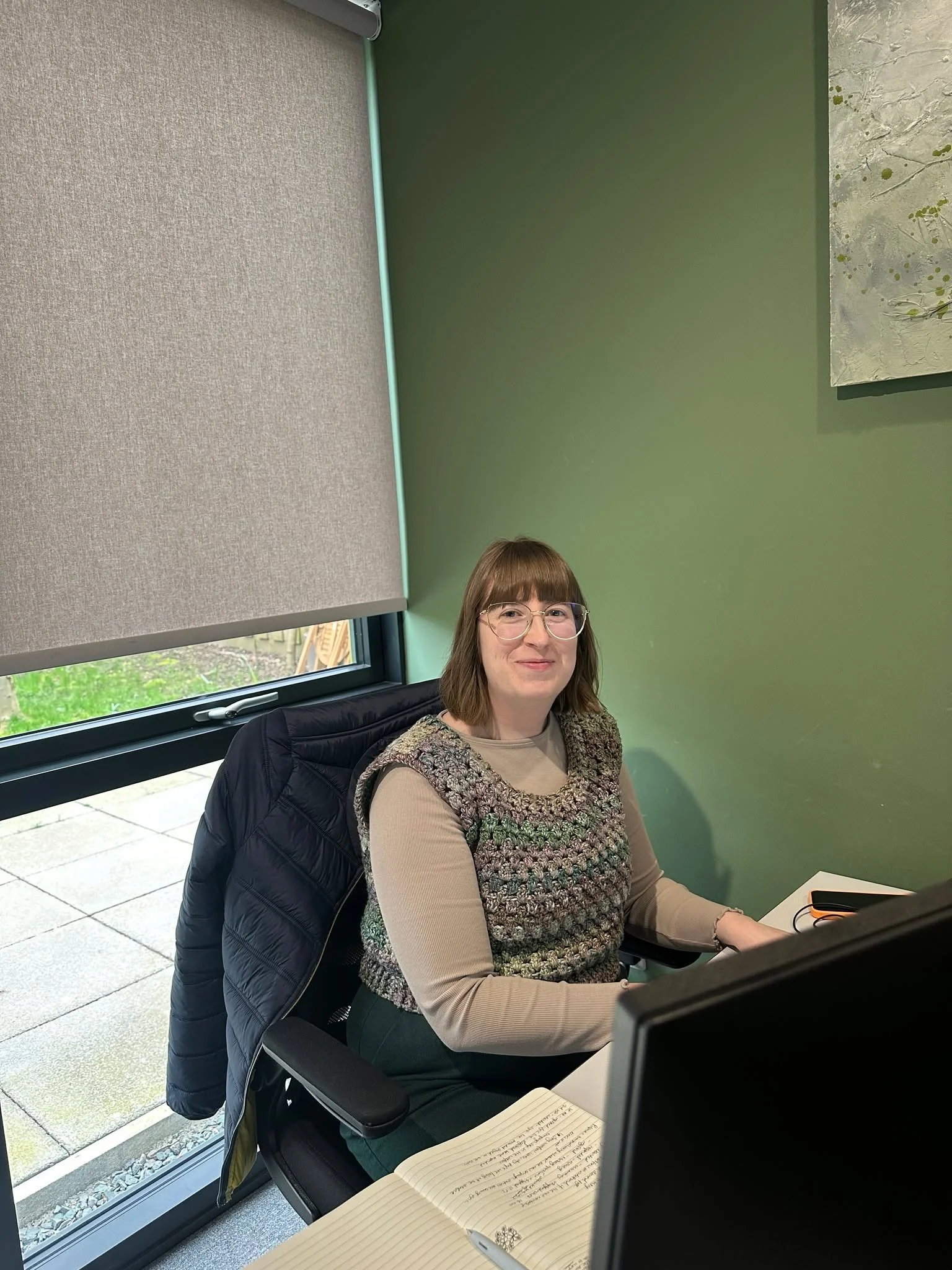 Spotlight on Livvie! 🌟

Livvie works for a SaaS company right here from our coworking space, twice a week. She loves Gusto House as it offers a change of scenery in her fully remote role. 

"I love Gusto House, as not only does it have a cowork