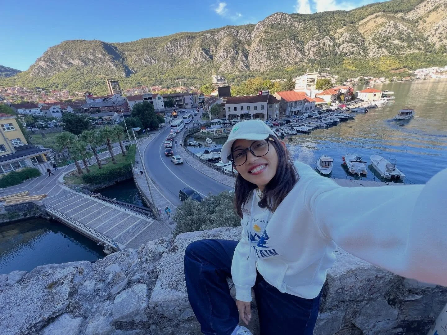 Rise coz It&rsquo;s #AlignApril ✨

I climbed beyond what was never meant to hold me.

New month, new energy, new alignment.
Still moving, still growing, still becoming.

Every step, every climb brings me closer
to the vision and version that was alwa