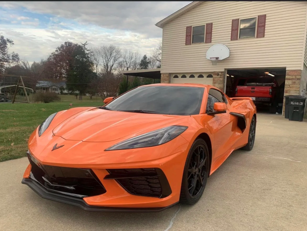 Ceramic vs Carbon Window Tint: Which One Works Best for Your Car?