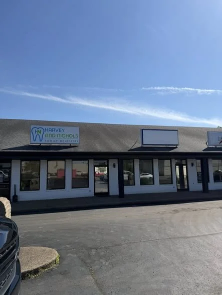 Harvey and Nichols Commercial Storefront, Shepherdsville, KY