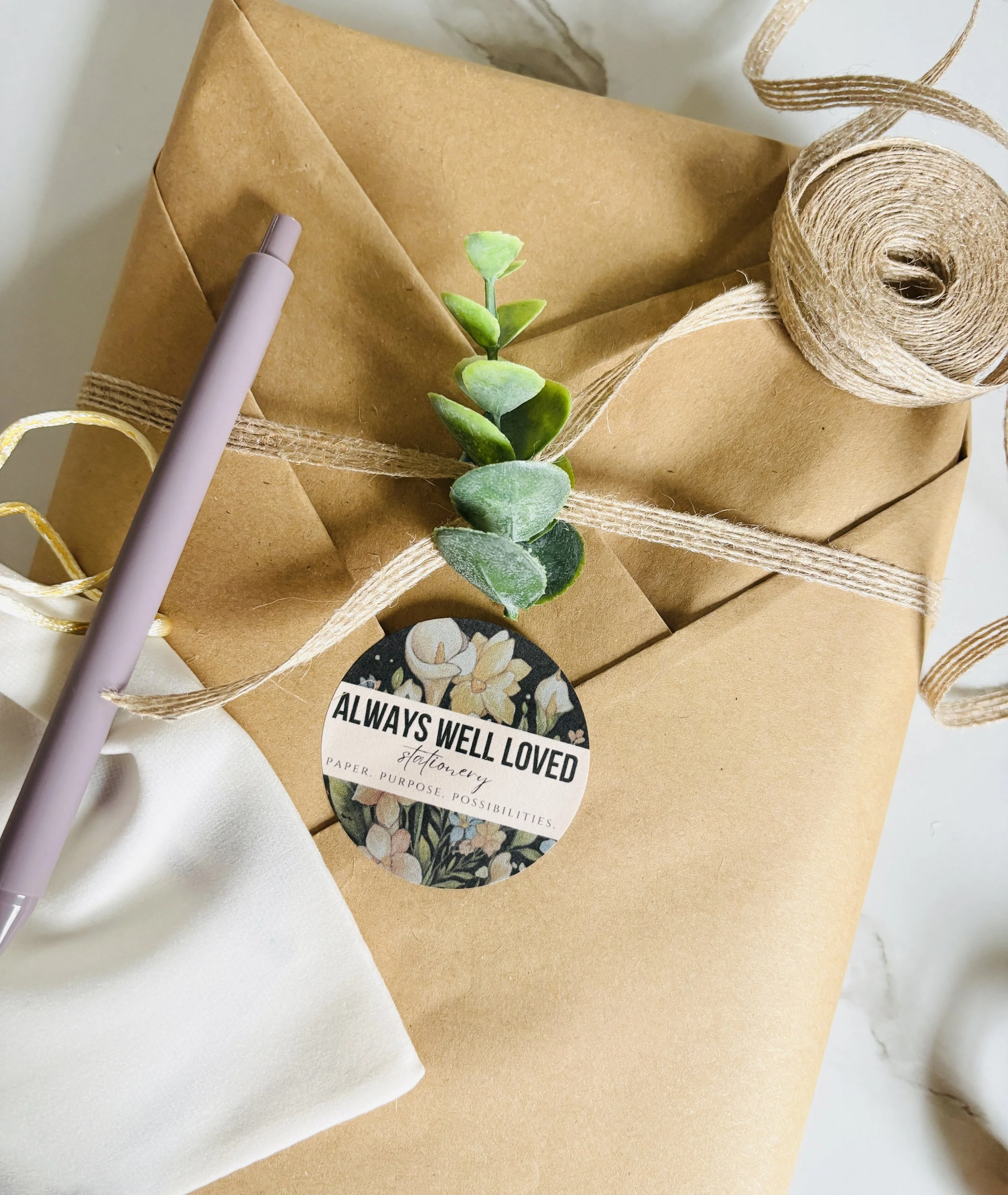 Weekly floral Planner*. lined weekly pages. Available in 7 colors!