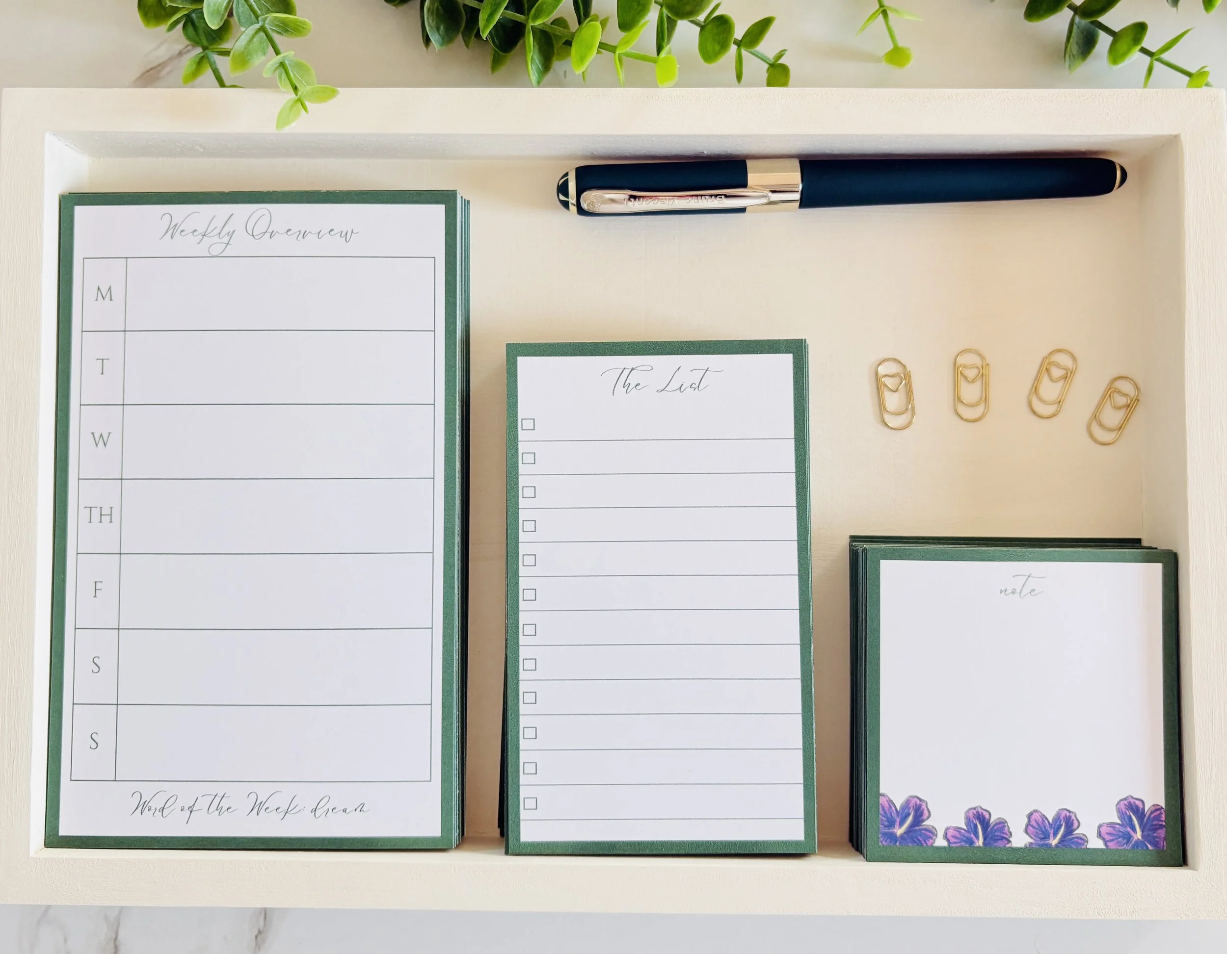 Weekly Overview with Wood Tray.* Available in 7 Colors.