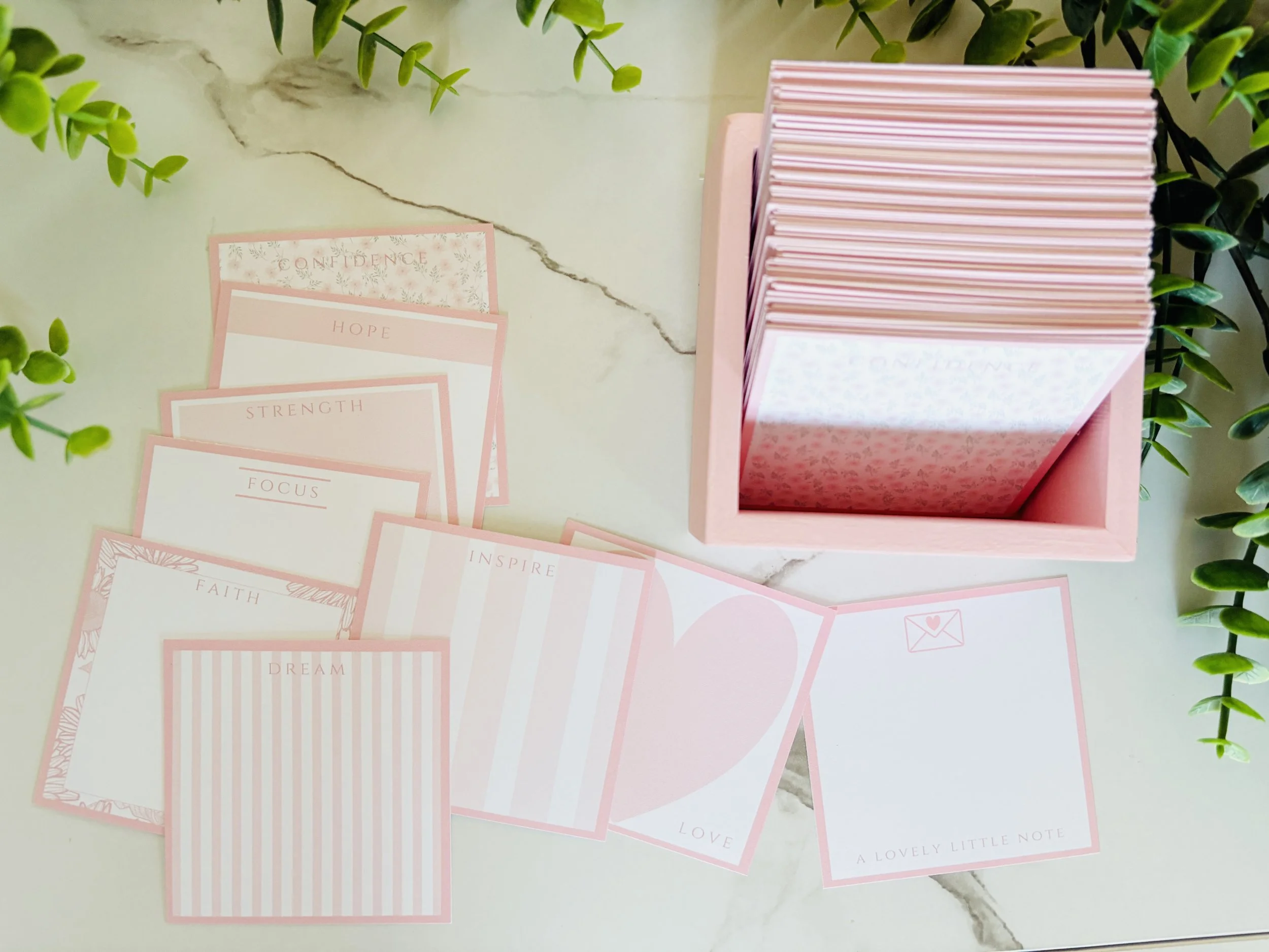 Lovely Little Notes: Rosy Pink. Desktop note cards in a wood box.