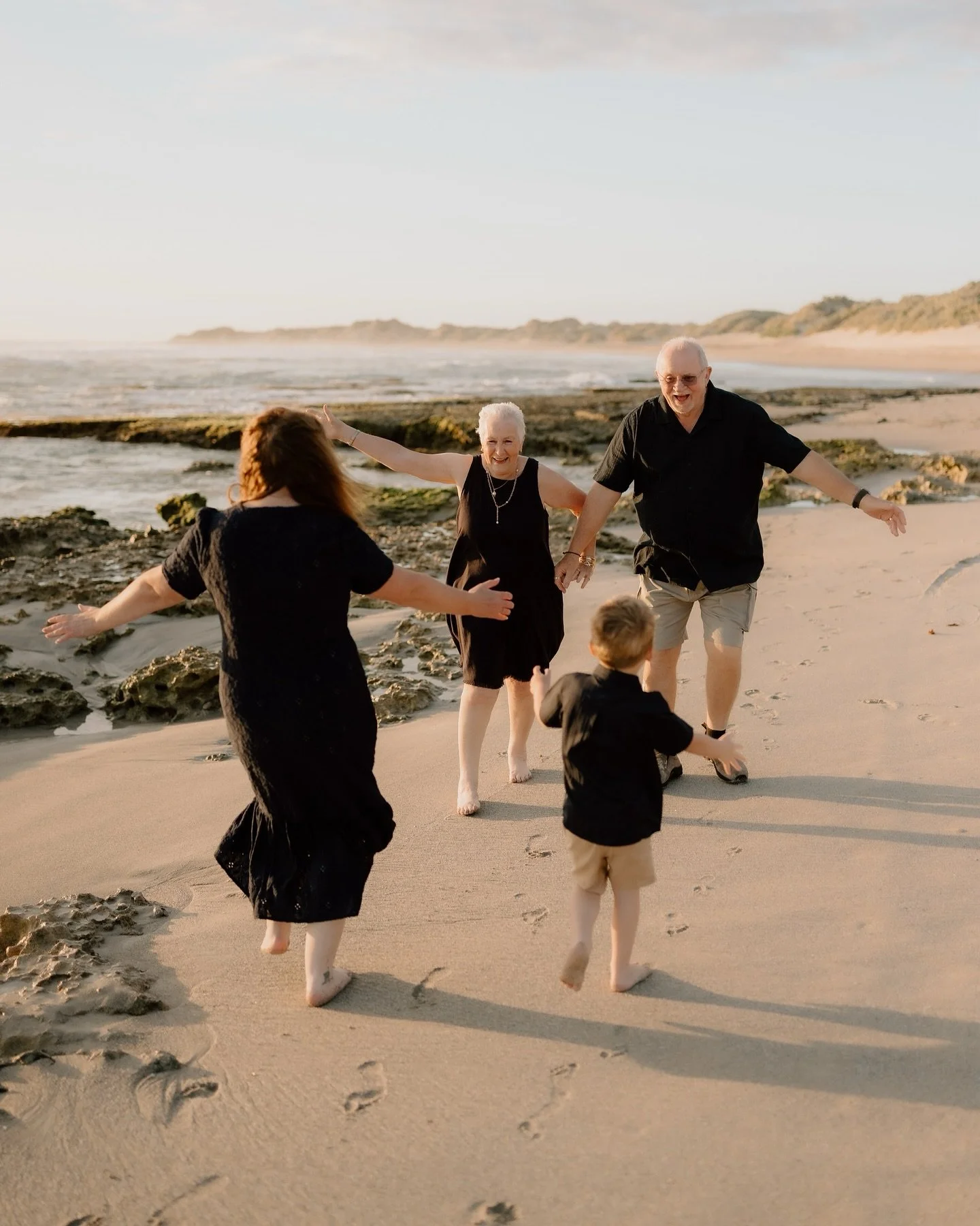 the grandparents travelling in to visit their daughter + grandson power duo. adventures + hugs like these you&rsquo;ll never forget the warmth of when you look back on photos 🤍

the beach had no hope of keeping its seashells on this day with Finn sc
