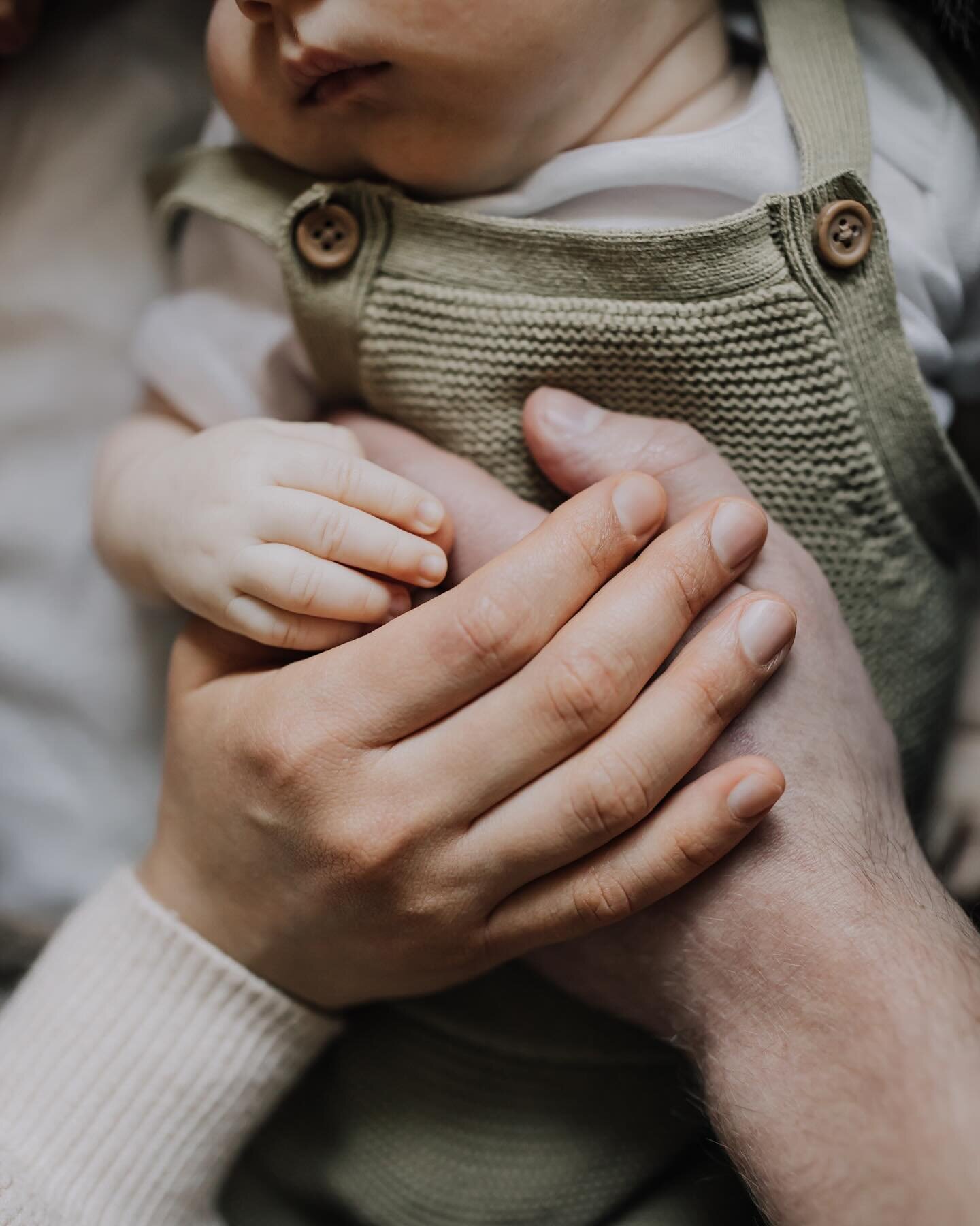 This winter has been slowwww&hellip;but one of the greatest joys was watching my little brother and sweetest SIL become parents! I&rsquo;m so smitten with little Kaden!

#family #newbornphotography #lifestylefamily #boisephotographer #boisefamilyphot