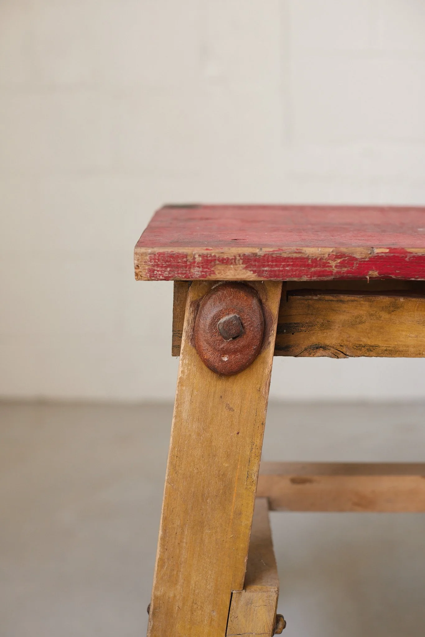 turnip table detail 2.jpg