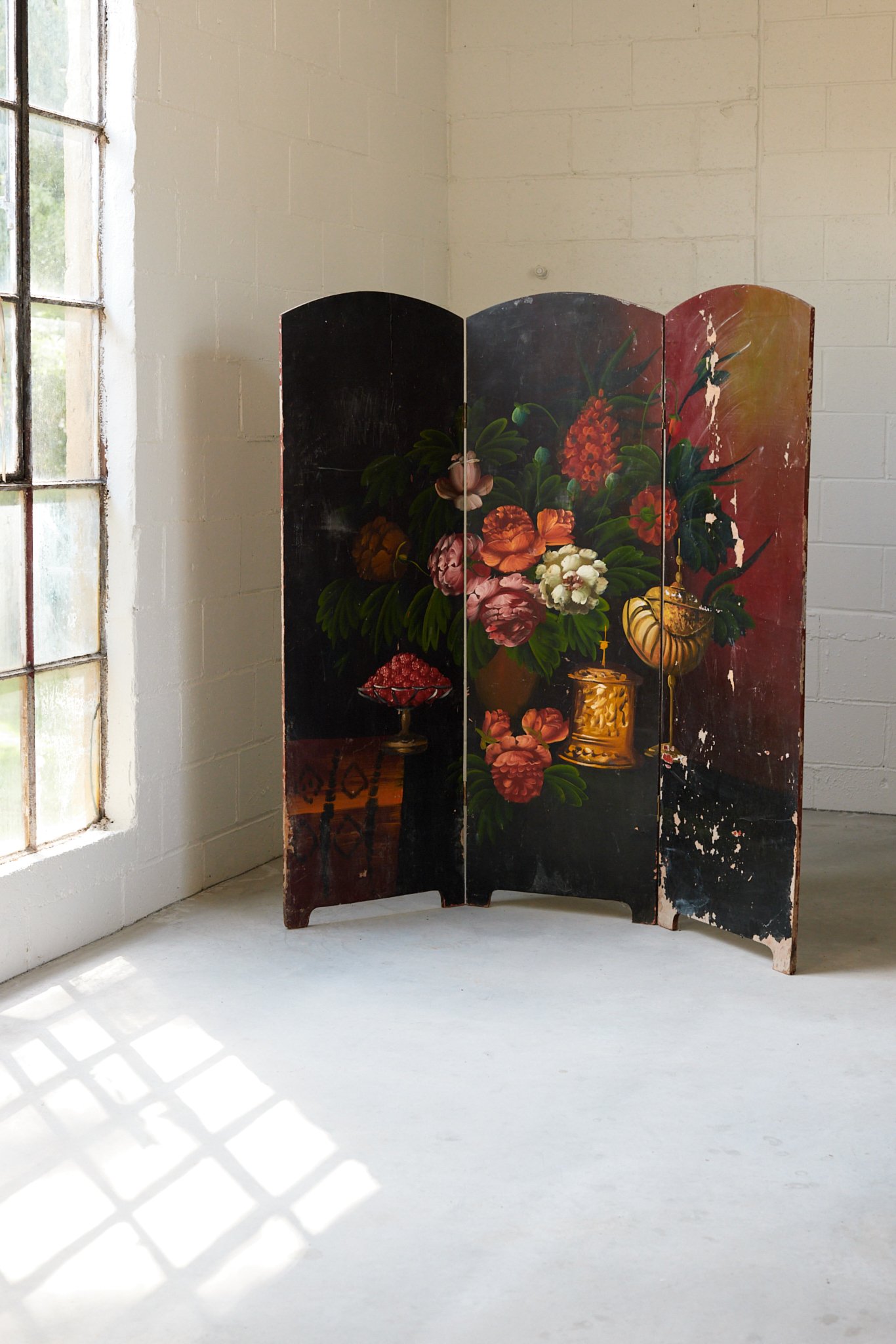 floral folding screen main shot.jpg