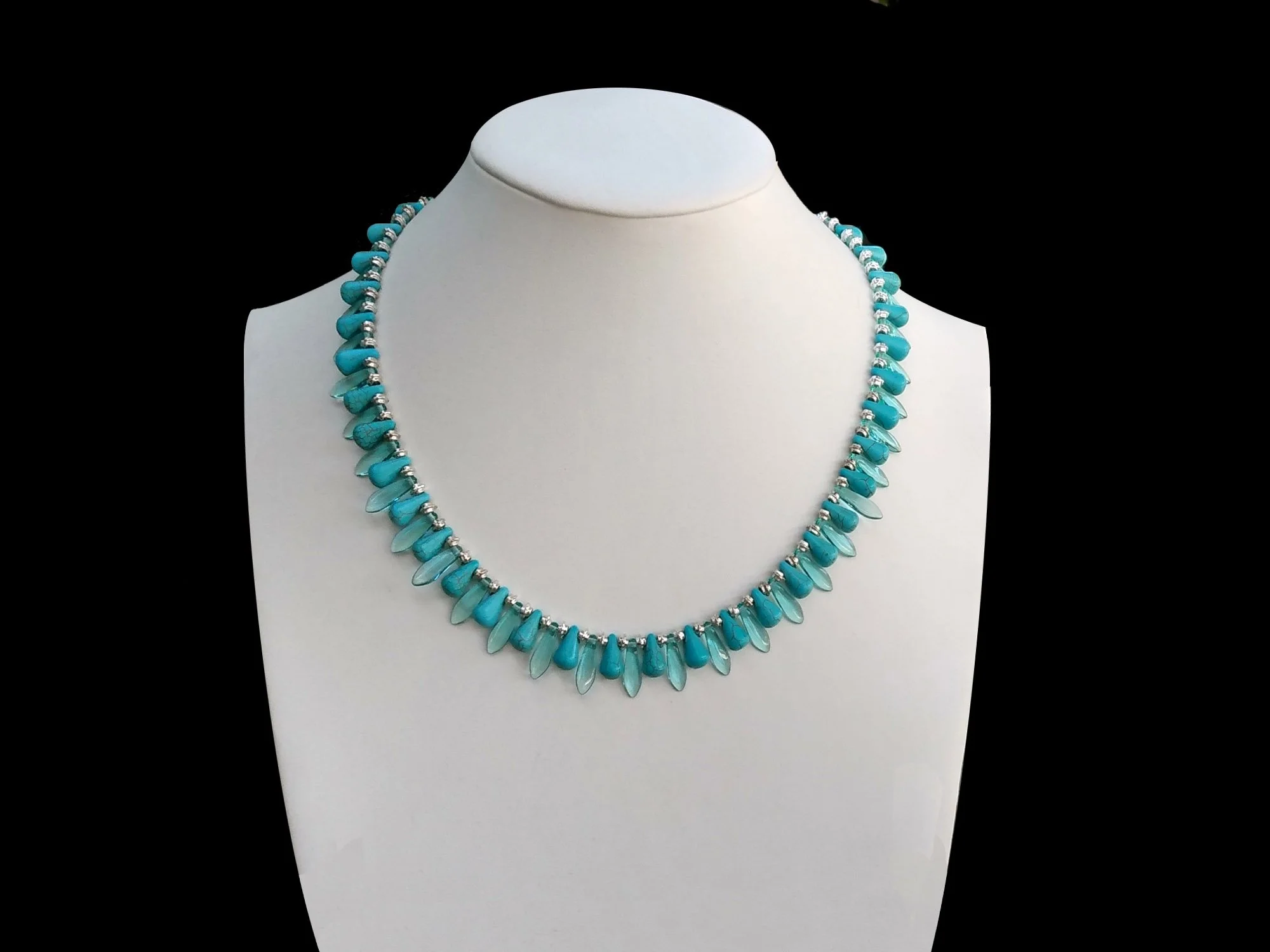 #743 Turquoise Teardrops