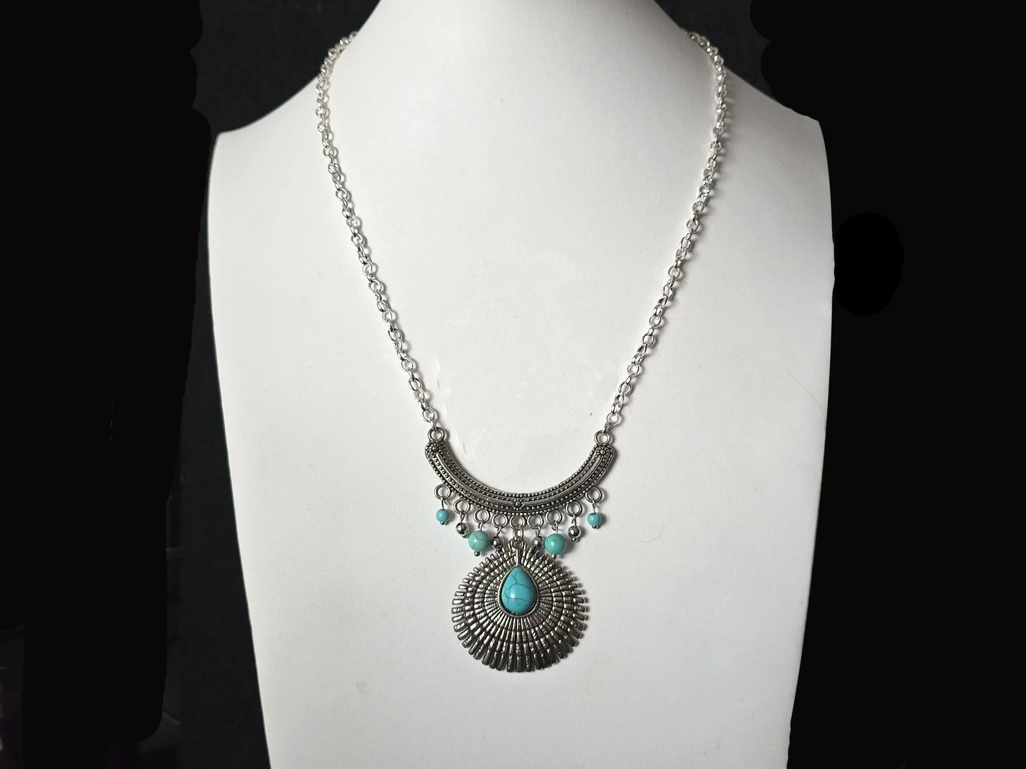 #753 Turquoise Starburst