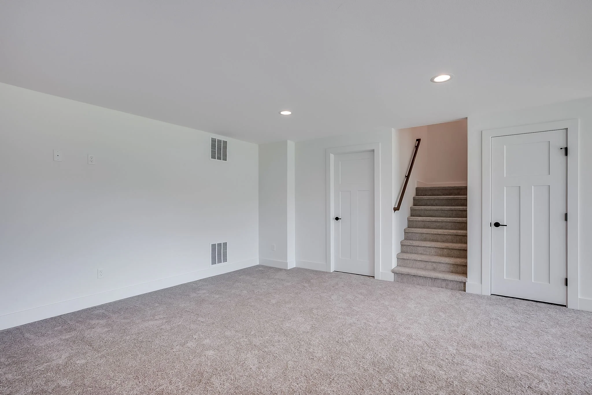 280 S Wellcrest Ct-33.jpg