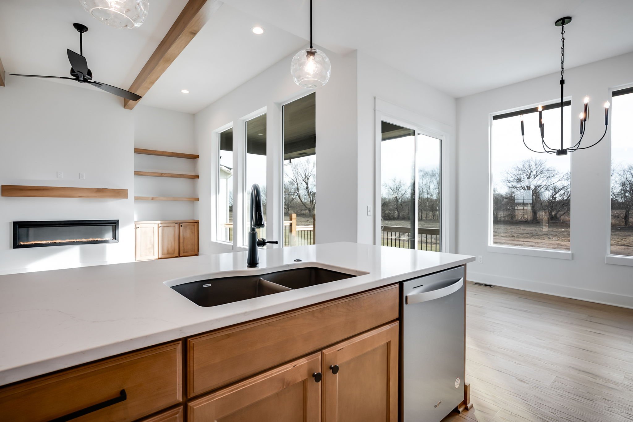 9643 W Kollmeyer St-14.jpg