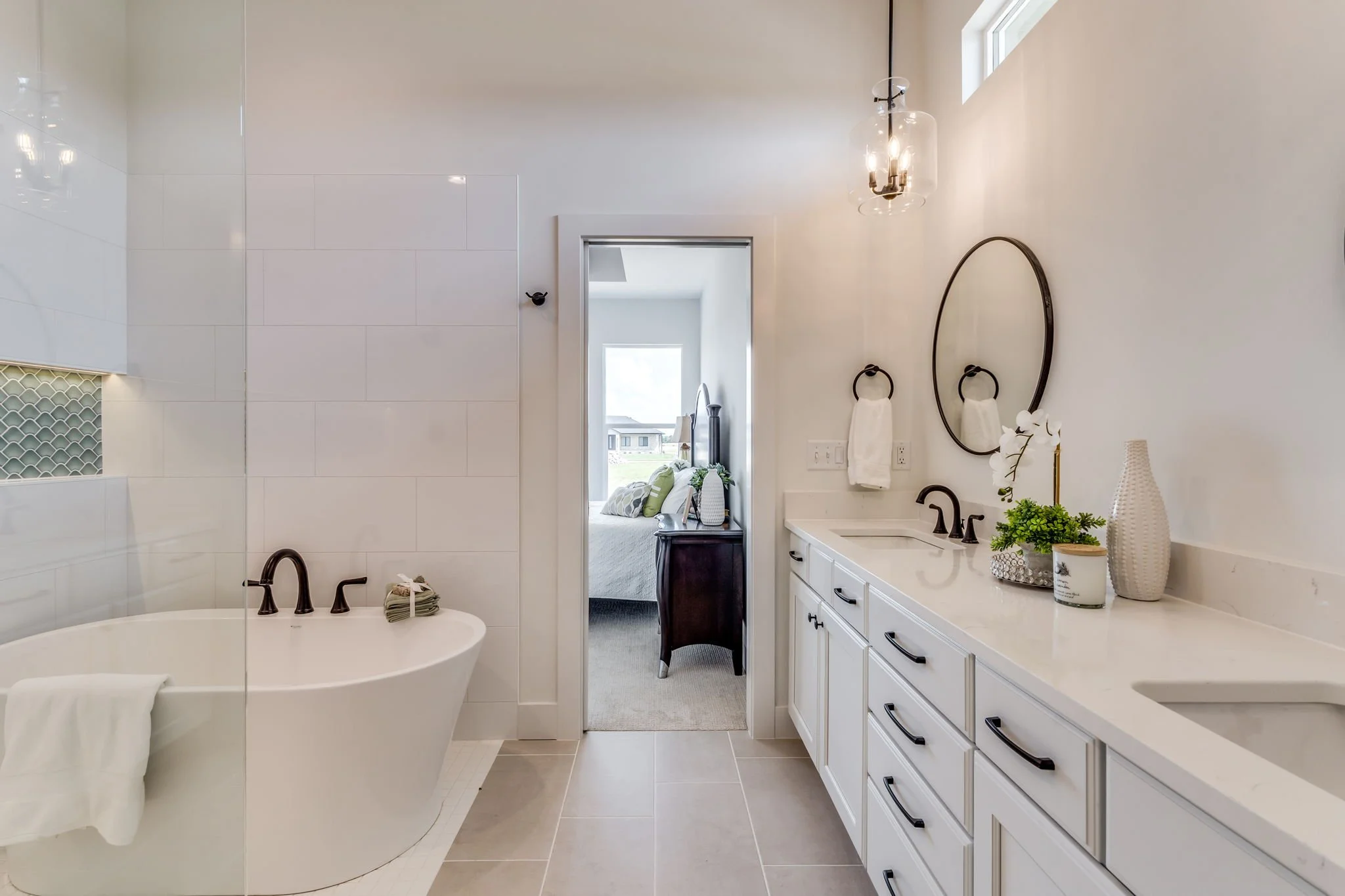 29-web-or-mls-210 S Wellcrest Ct-29.jpg