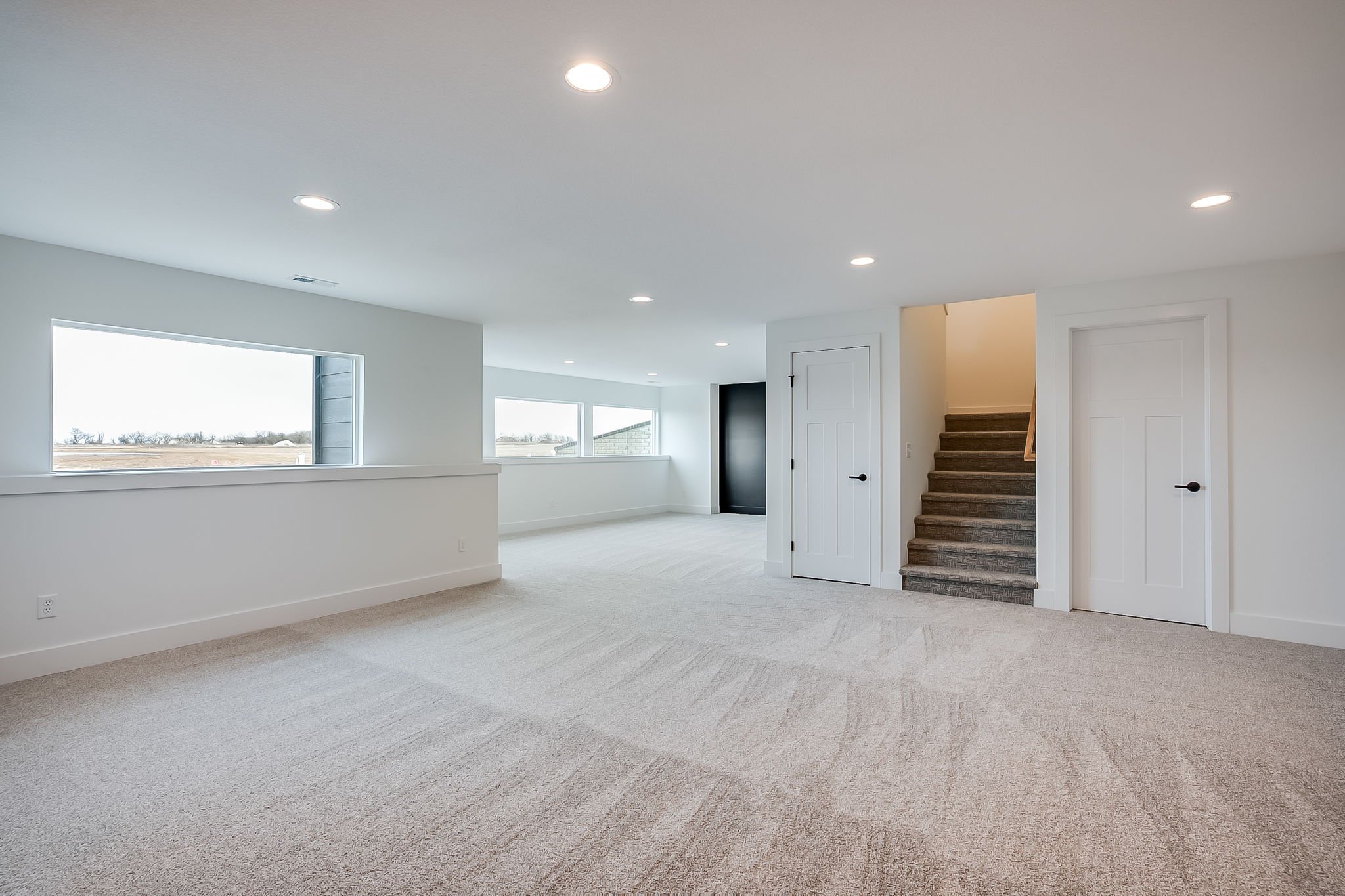 112 S Wellcrest-34.jpg