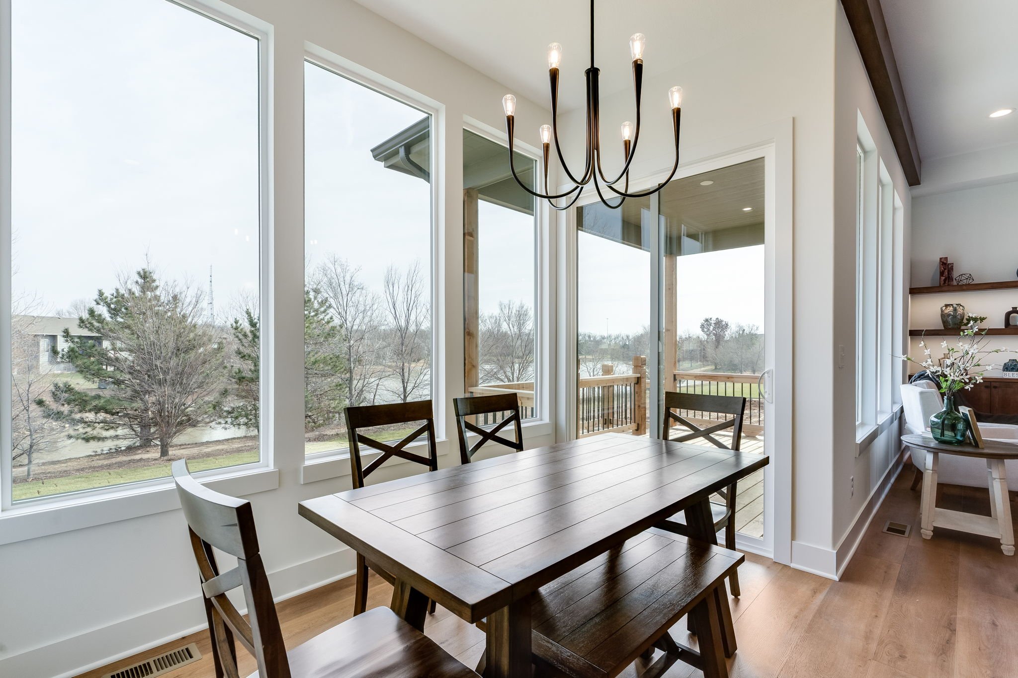 4734 N Saker St-14.jpg