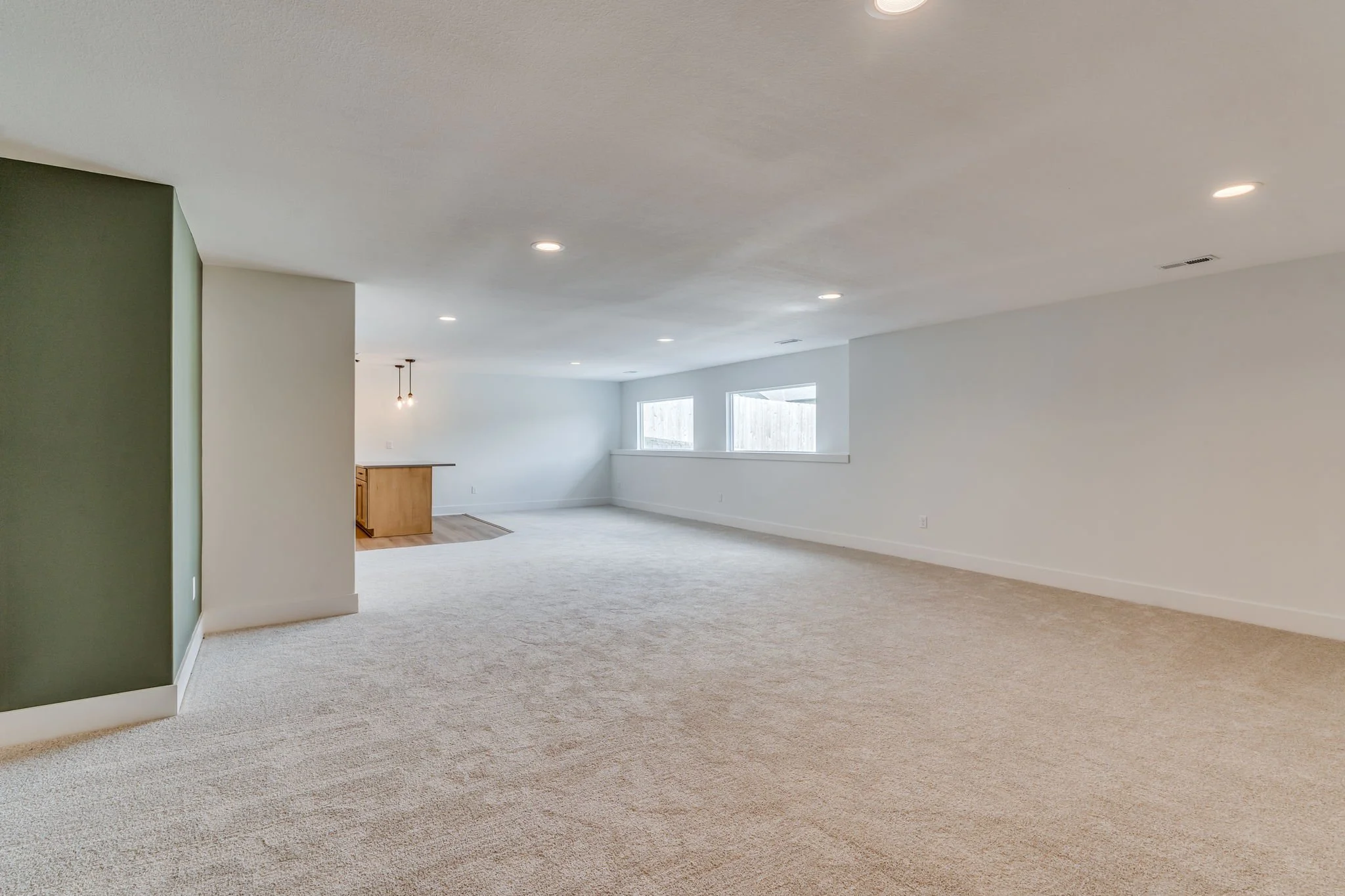 37-web-or-mls-210 S Wellcrest Ct-37.jpg