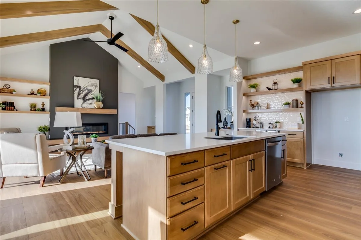 14-4428 N Bluestem St-14.jpg