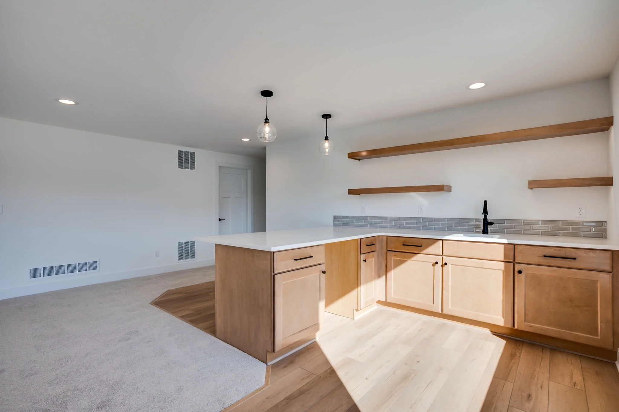 184 S Wellcrest Ct-36.jpg