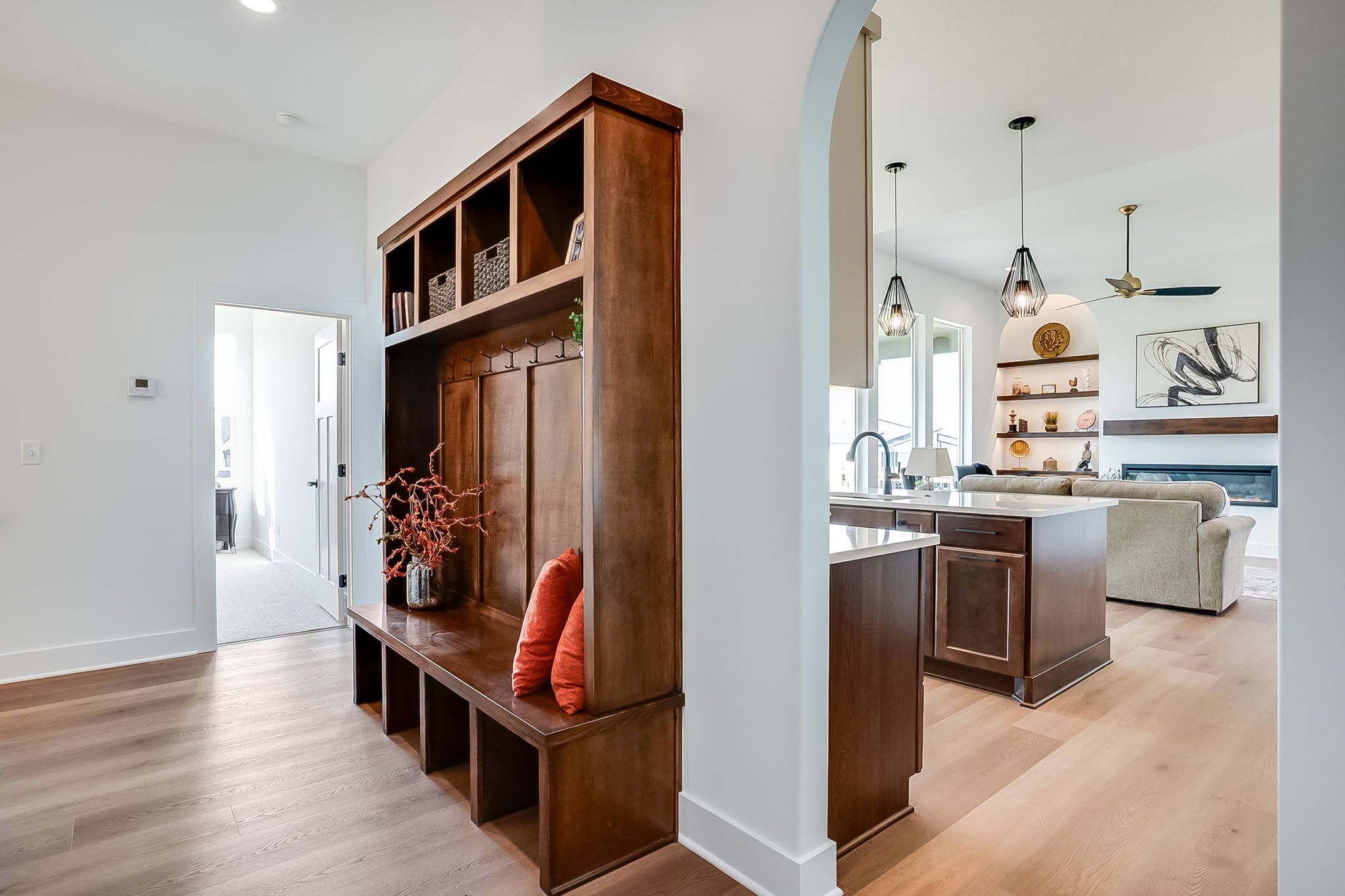 280 S Wellcrest Ct-26.jpg