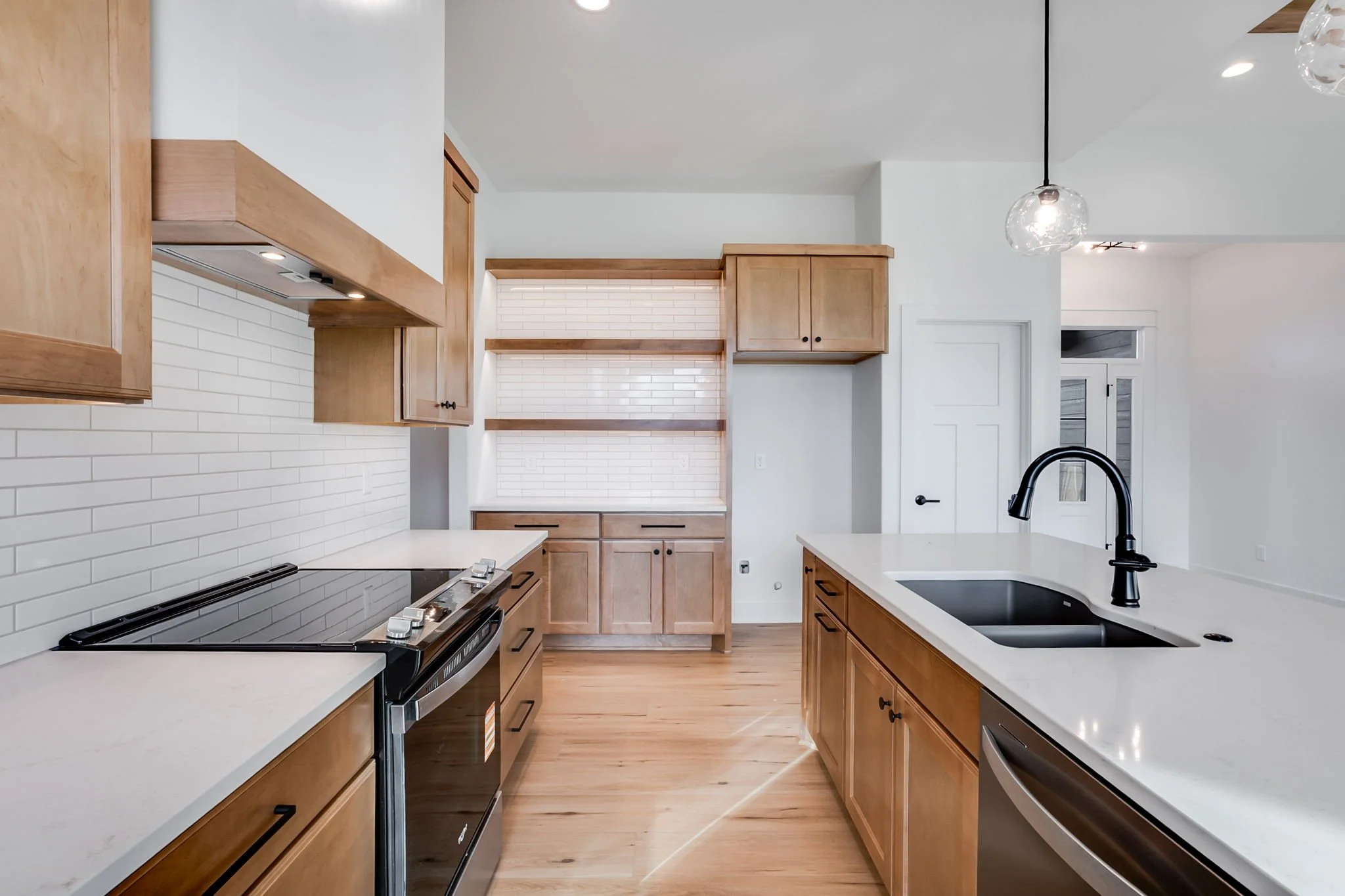 9643 W Kollmeyer St-16.jpg