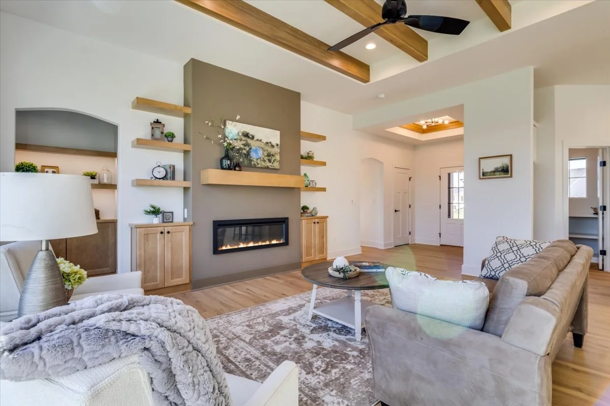 20-4710 N Saker Cir-21.jpg