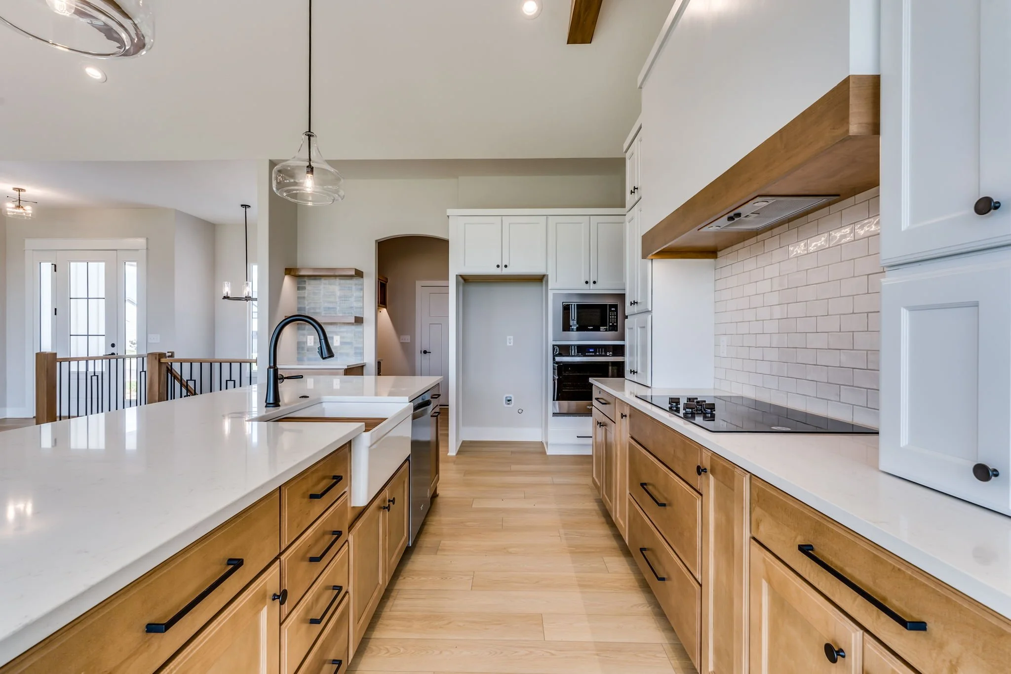 13-web-or-mls-176 S Wellcrest Ct-15.jpg