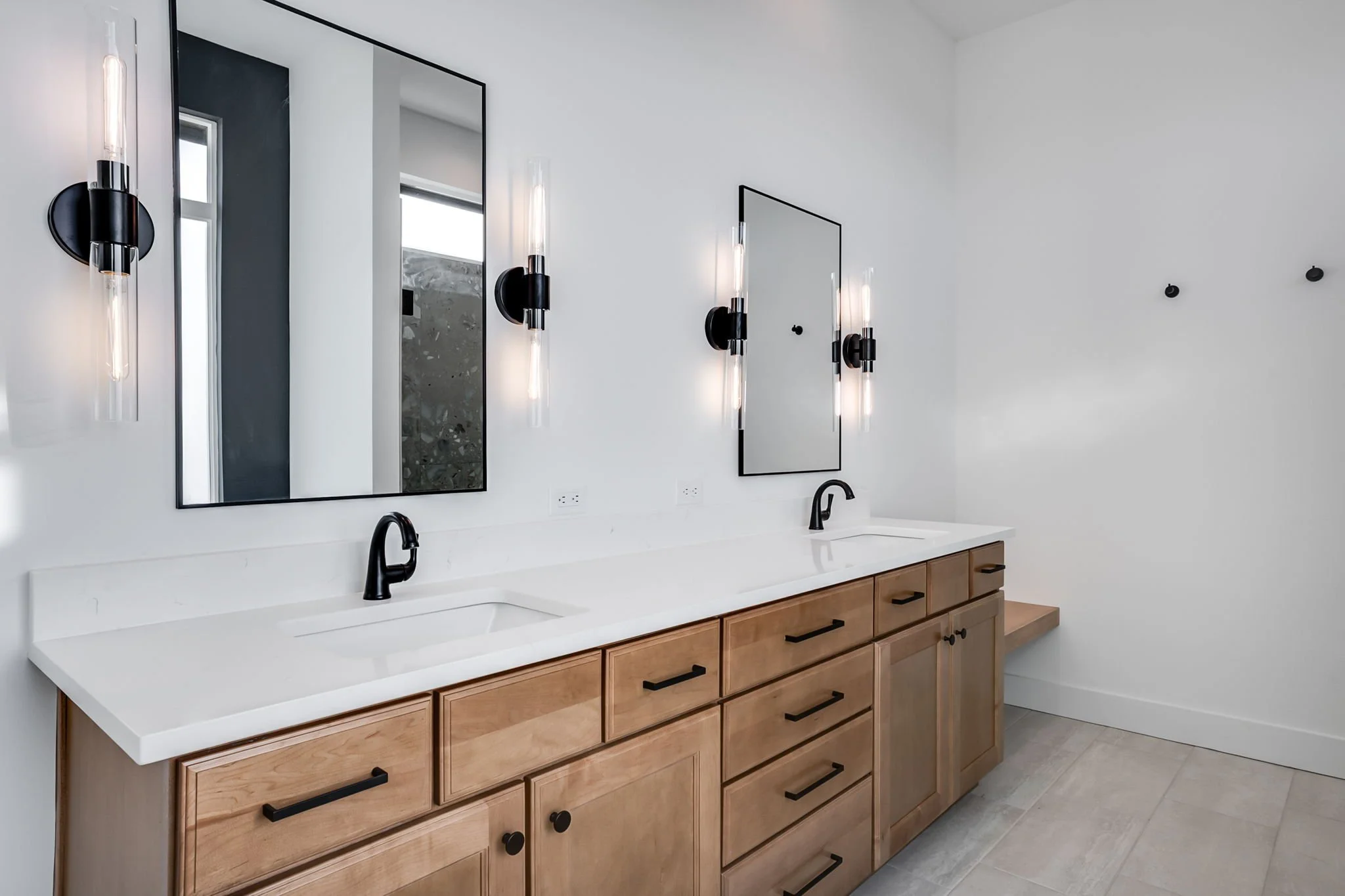 9643 W Kollmeyer St-23.jpg