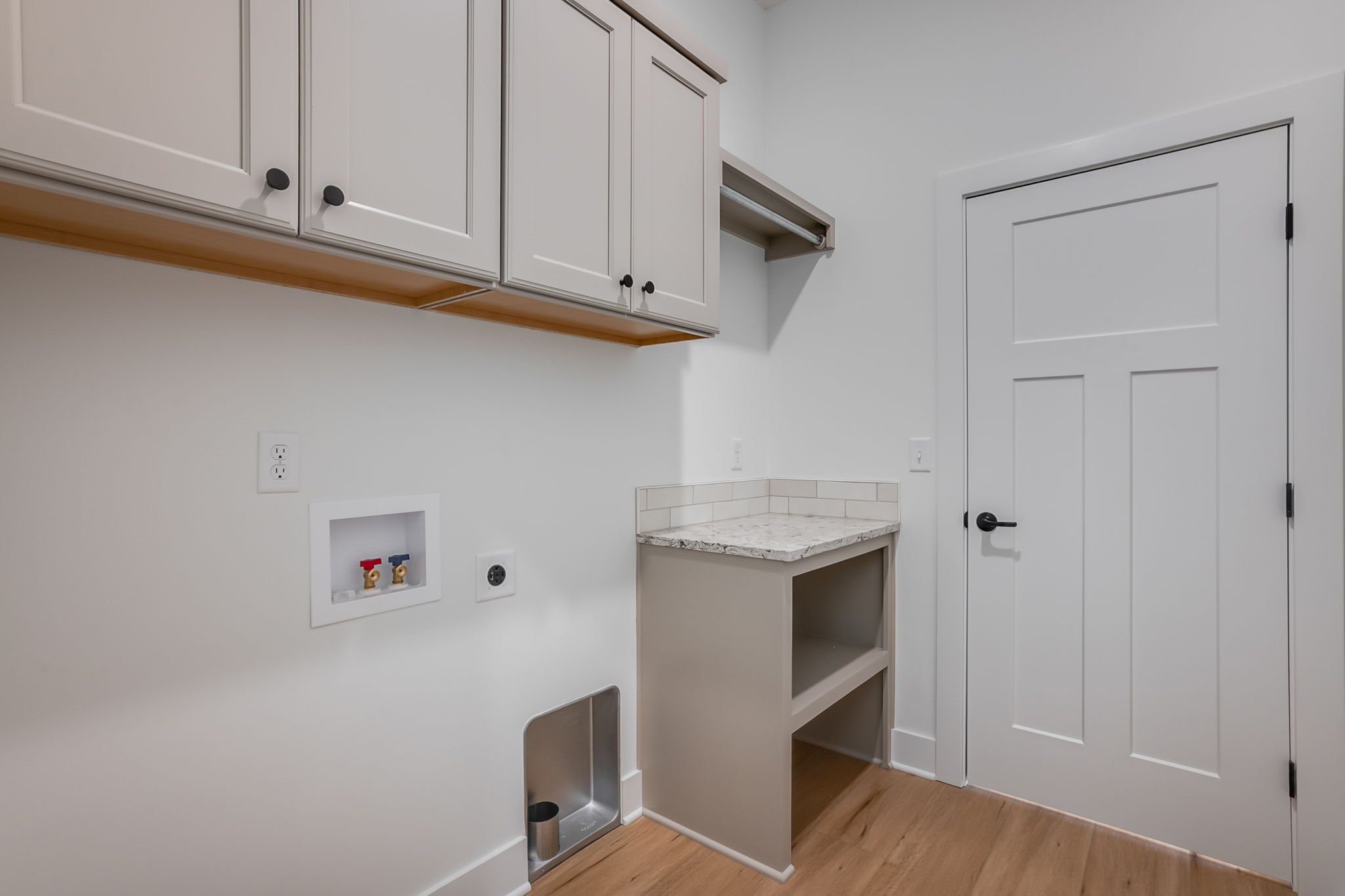 9643 W Kollmeyer St-27.jpg