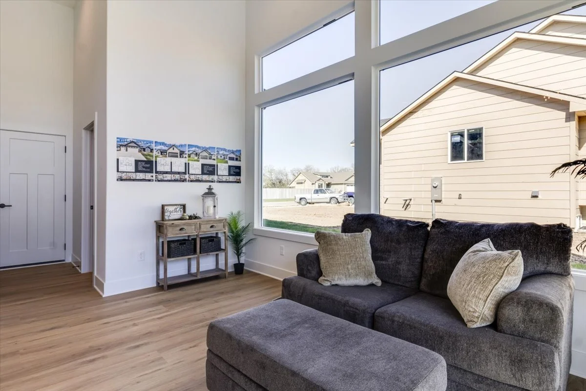 06-4710 N Saker Cir-07.jpg