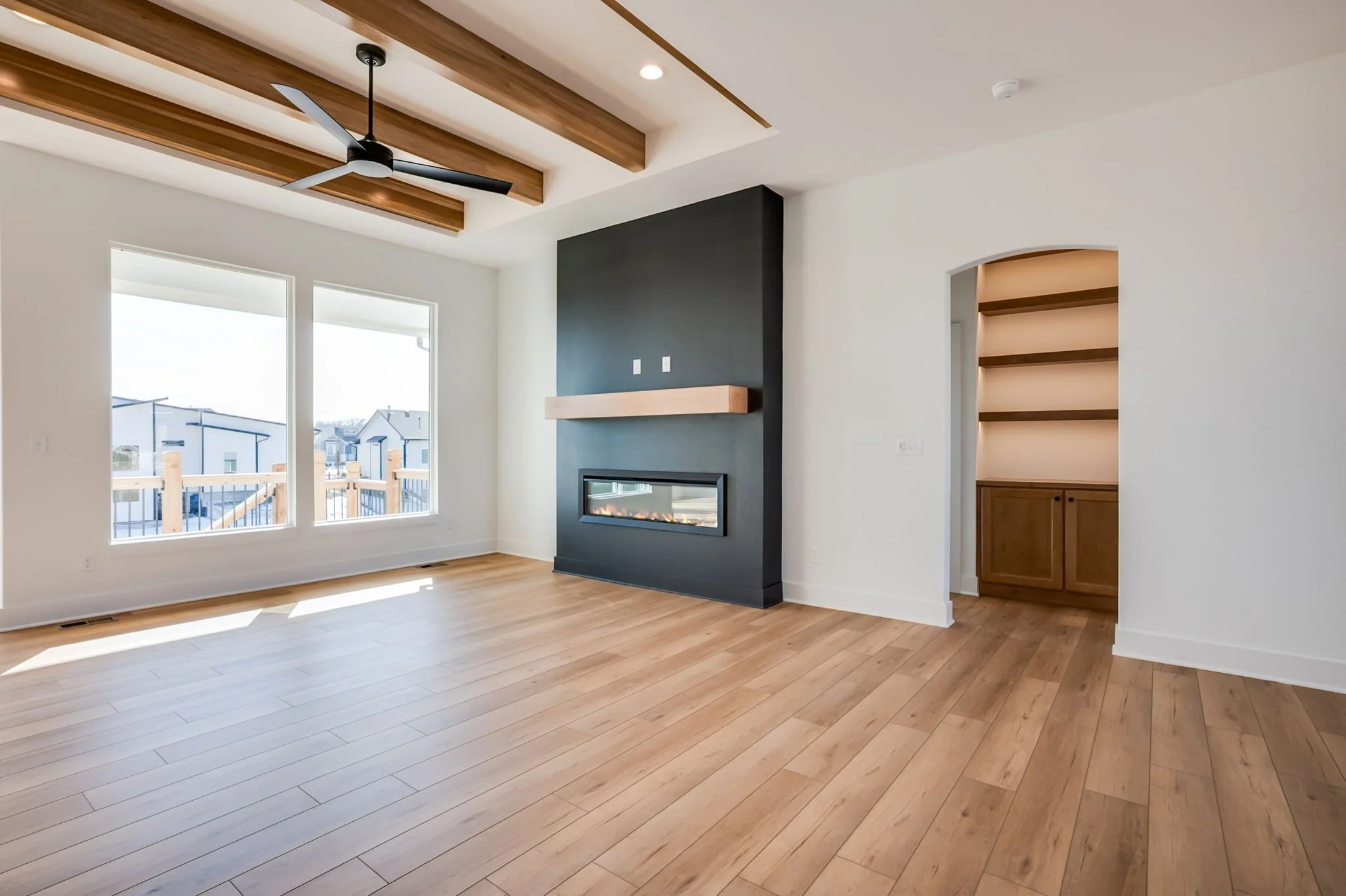 184 S Wellcrest Ct-08.jpg