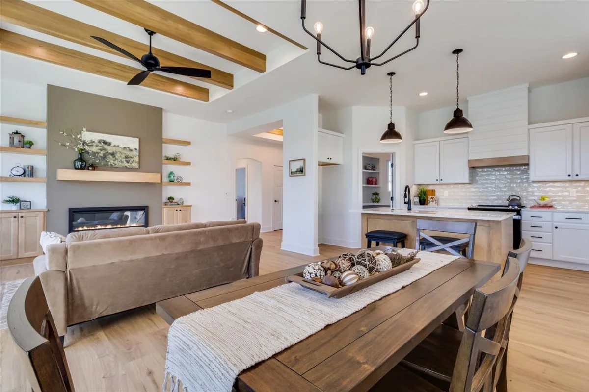 16-4710 N Saker Cir-17.jpg