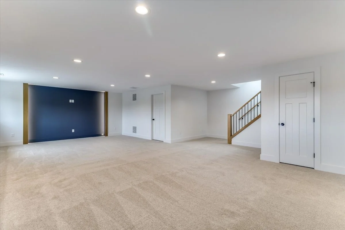 36-8988 E Bradford St-36.jpg